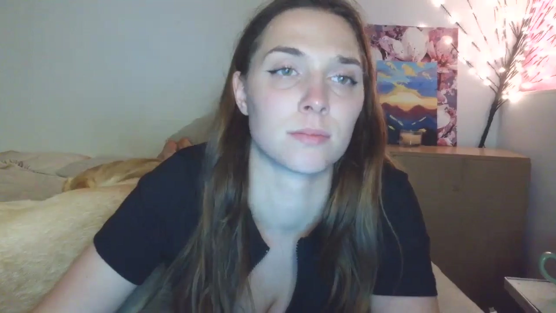 Gallery image thumbnail from HaleyReed's myfreecams stream on, 04/20/2026, 17:25 image 13 of 20