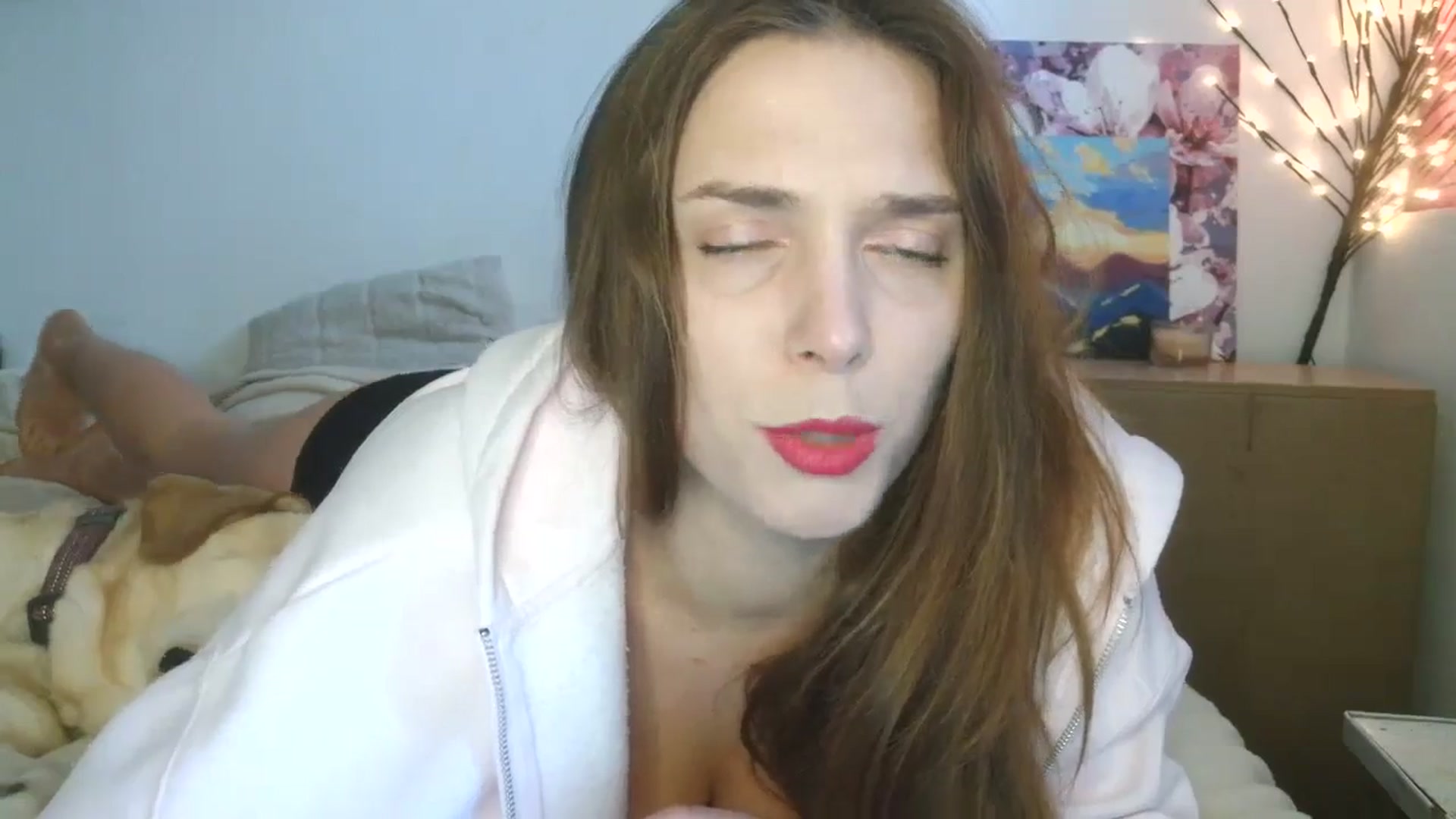 Gallery image thumbnail from HaleyReed's myfreecams stream on, 04/22/2026, 13:23 image 9 of 20