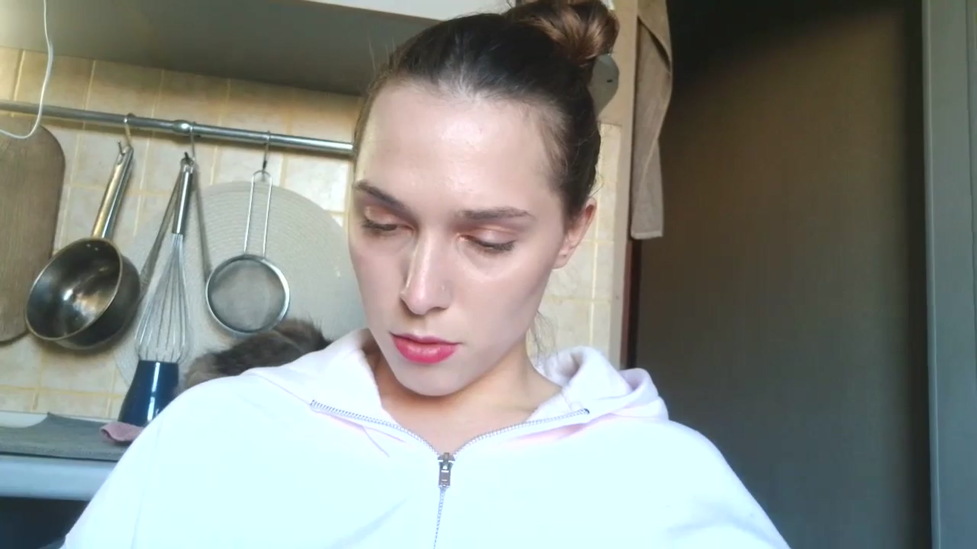 Gallery image thumbnail from HaleyReed's myfreecams stream on, 04/22/2026, 15:34 image 6 of 20