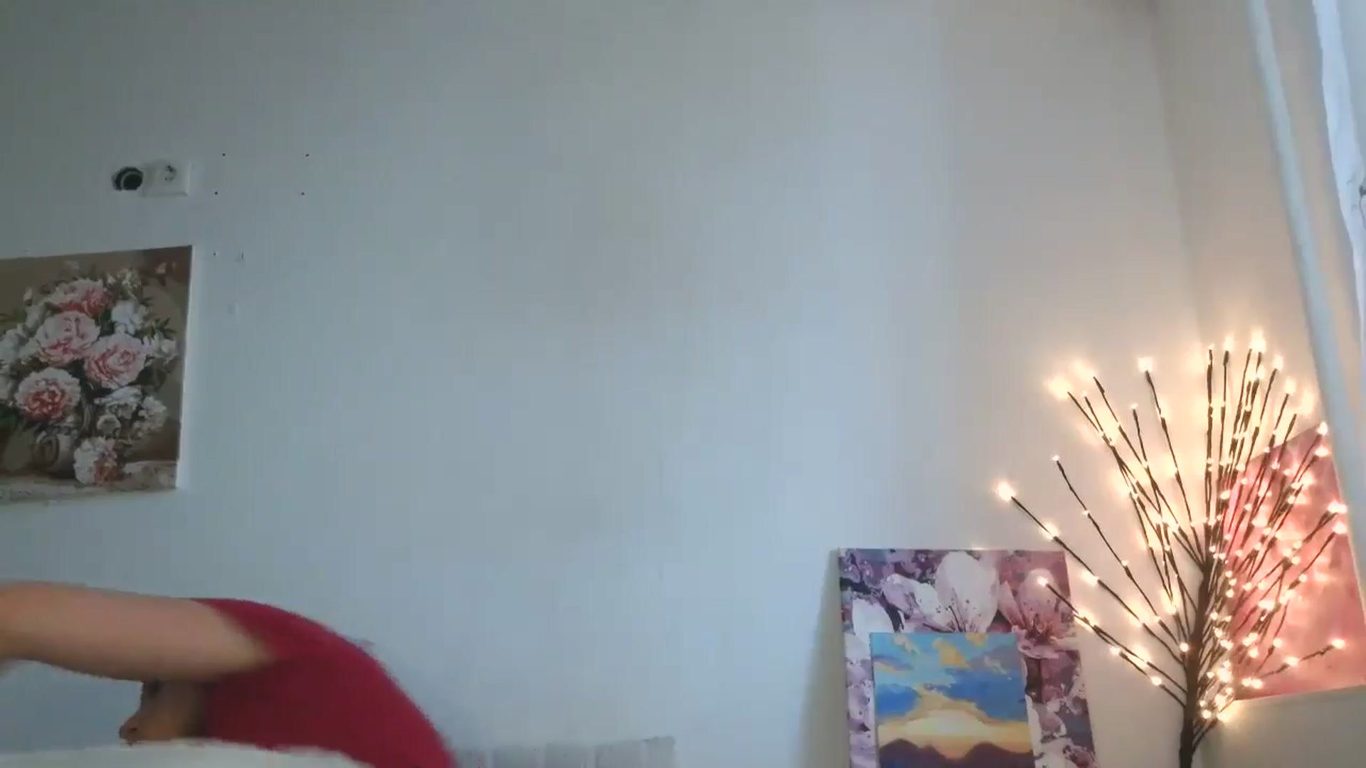 Gallery image thumbnail from HaleyReed's myfreecams stream on, 04/23/2026, 13:06 image 4 of 20