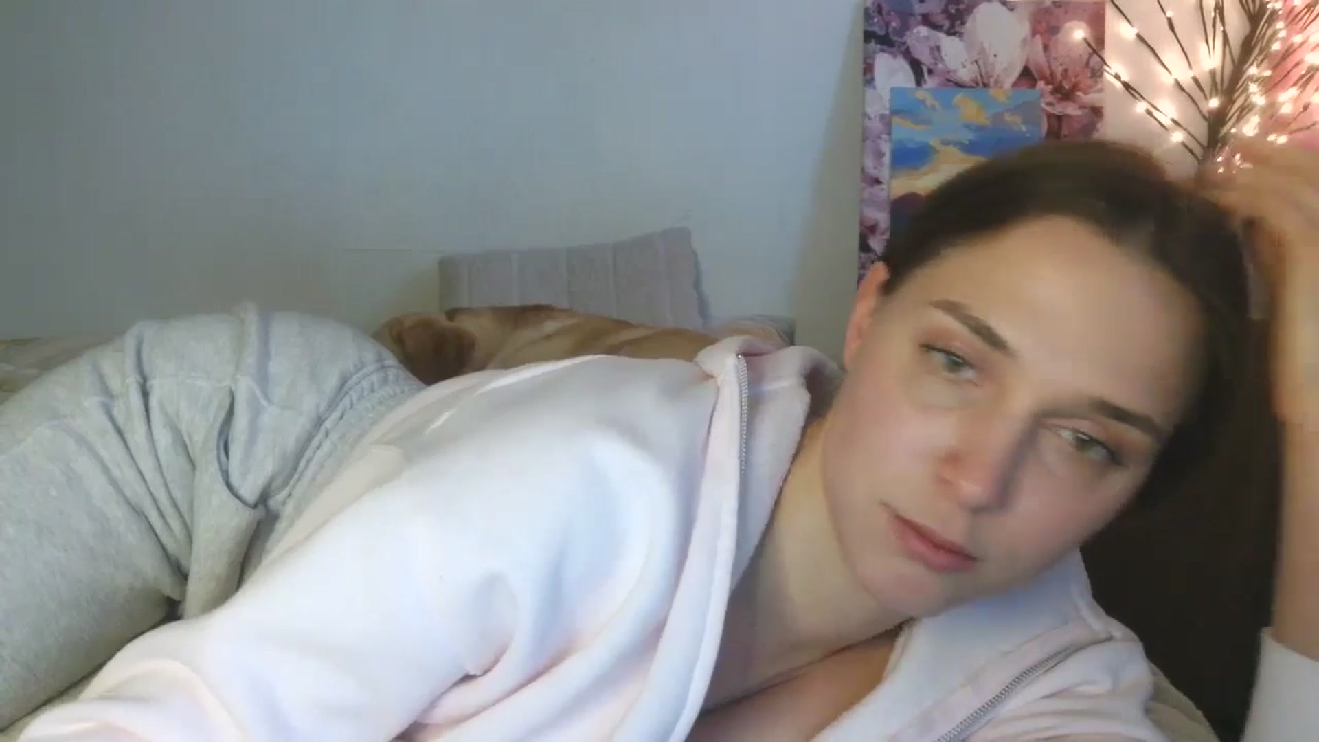 Gallery image thumbnail from HaleyReed's myfreecams stream on, 04/23/2026, 15:31 image 4 of 20
