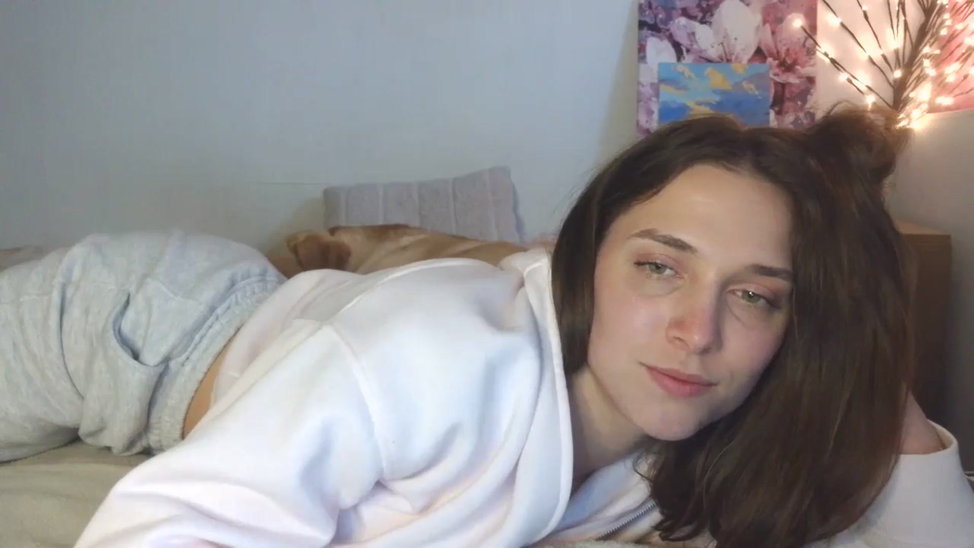 Gallery image thumbnail from HaleyReed's myfreecams stream on, 04/23/2026, 15:31 image 10 of 20