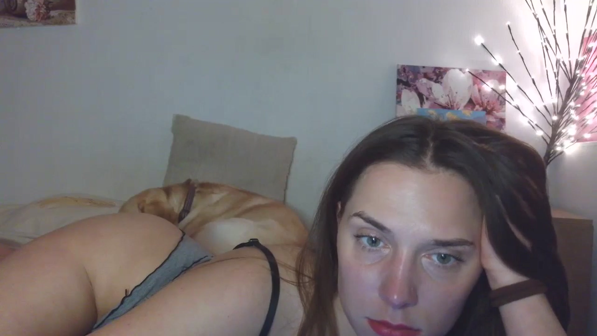 Gallery image thumbnail from HaleyReed's myfreecams stream on, 04/26/2026, 18:32 image 17 of 20