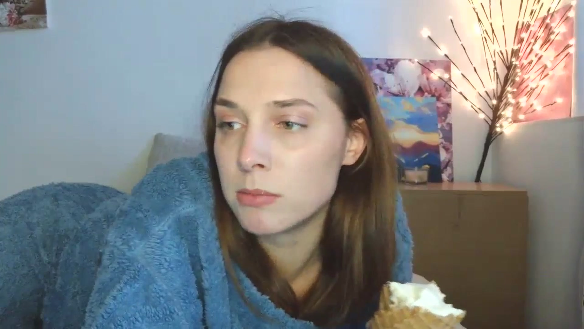 Gallery image thumbnail from HaleyReed's myfreecams stream on, 04/27/2026, 15:42 image 3 of 20