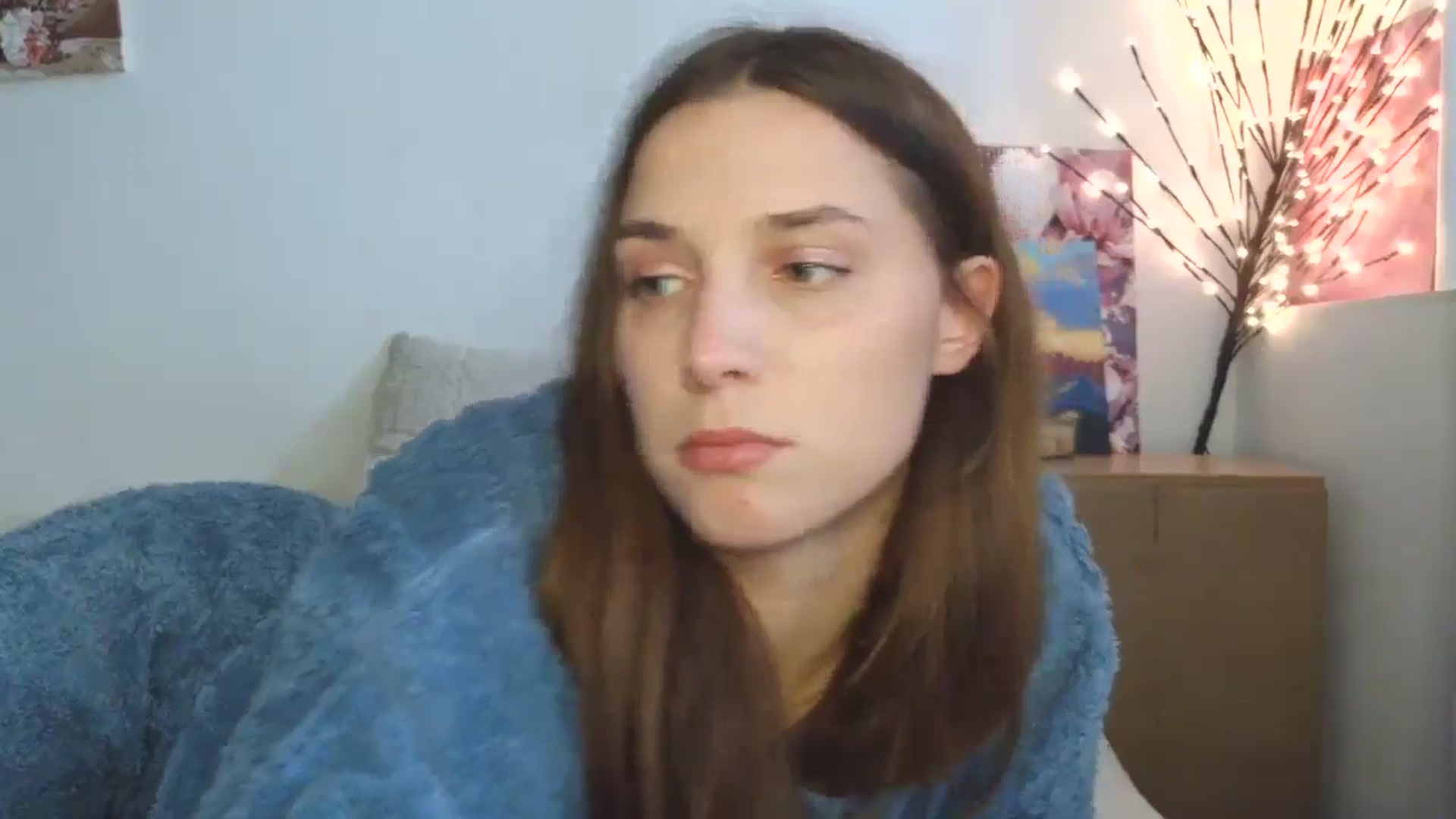 Gallery image thumbnail from HaleyReed's myfreecams stream on, 04/27/2026, 15:42 image 17 of 20