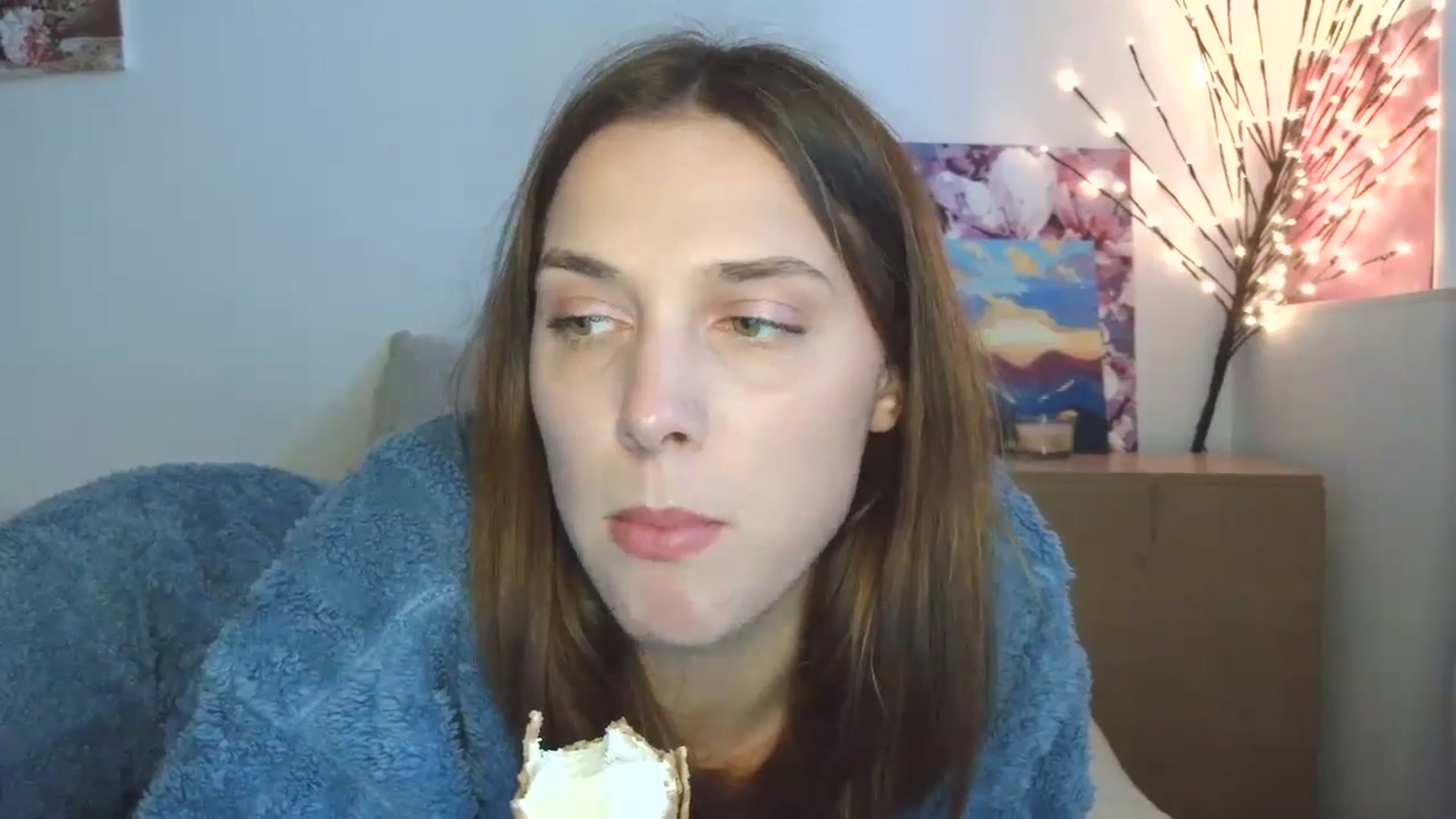 Gallery image thumbnail from HaleyReed's myfreecams stream on, 04/27/2026, 15:42 image 6 of 20