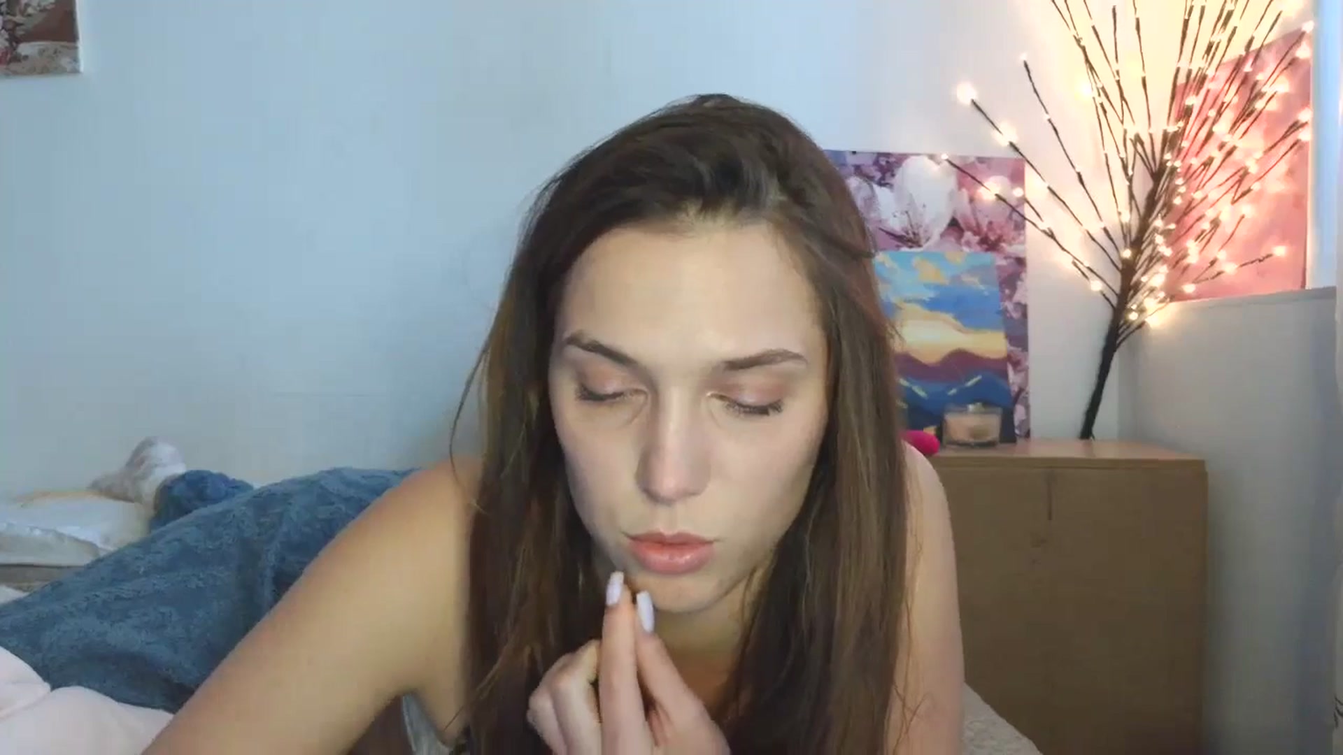 Gallery image thumbnail from HaleyReed's myfreecams stream on, 04/29/2026, 15:20 image 14 of 20