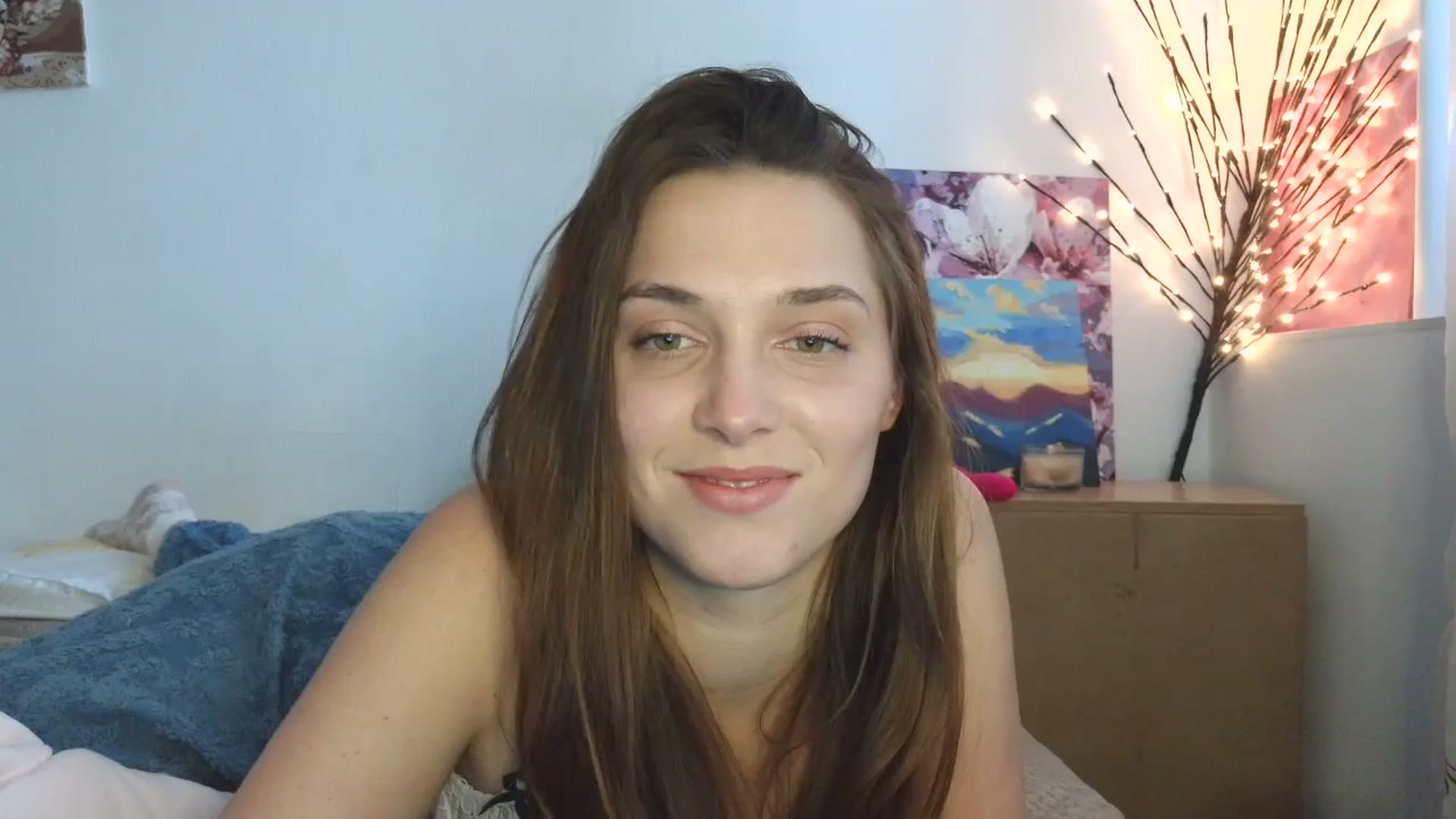 Gallery image thumbnail from HaleyReed's myfreecams stream on, 04/29/2026, 15:20 image 8 of 20
