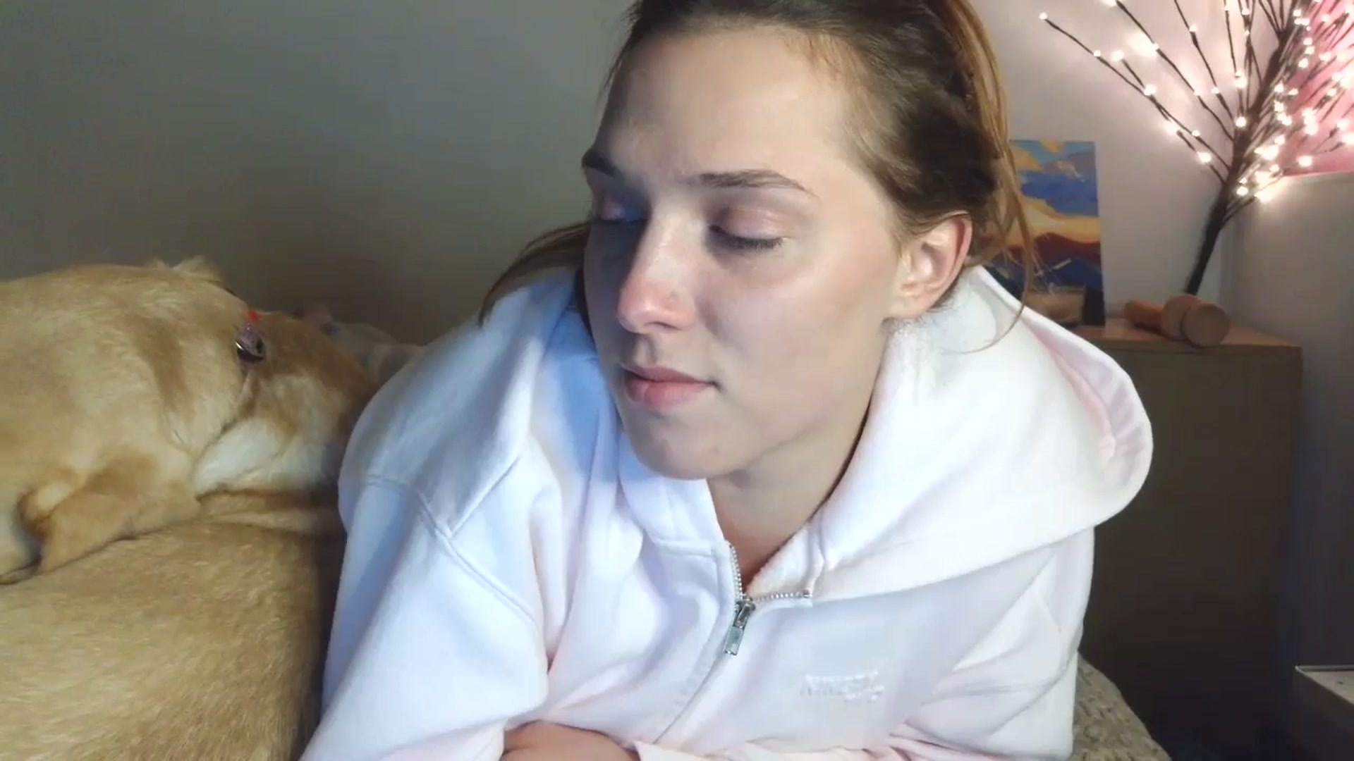 Gallery image thumbnail from HaleyReed's myfreecams stream on, 04/29/2026, 18:02 image 9 of 20