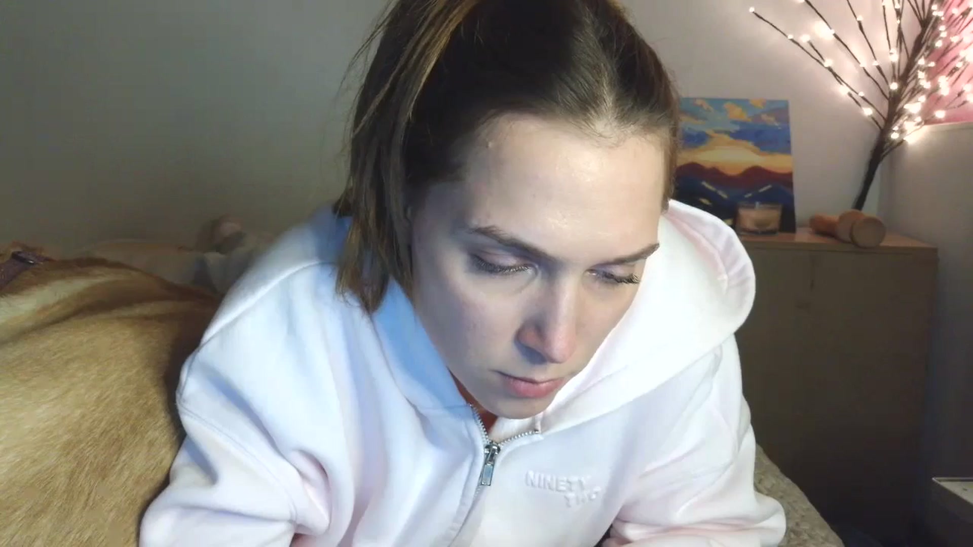 Gallery image thumbnail from HaleyReed's myfreecams stream on, 04/29/2026, 18:02 image 3 of 20