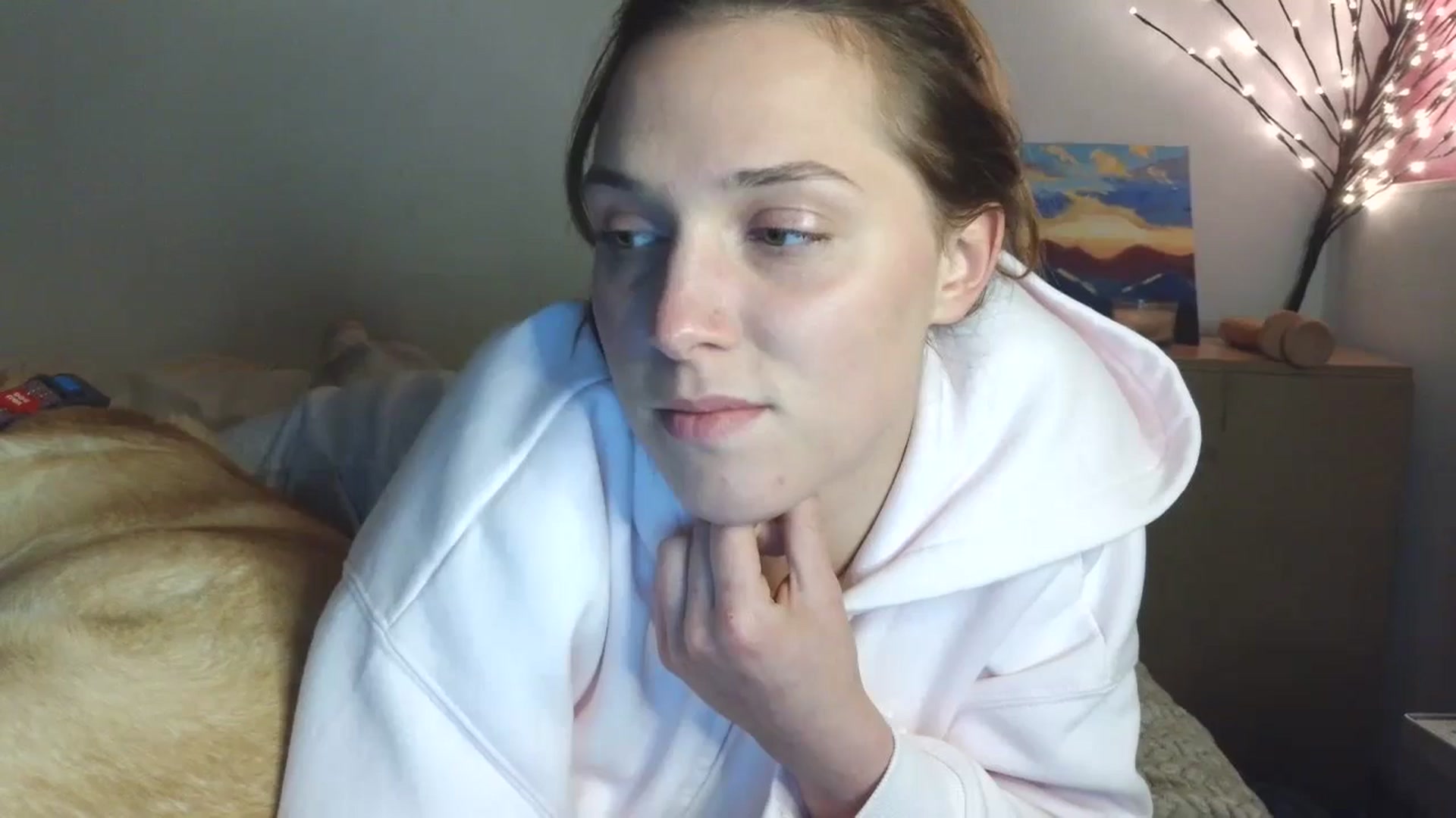 Gallery image thumbnail from HaleyReed's myfreecams stream on, 04/29/2026, 18:02 image 17 of 20