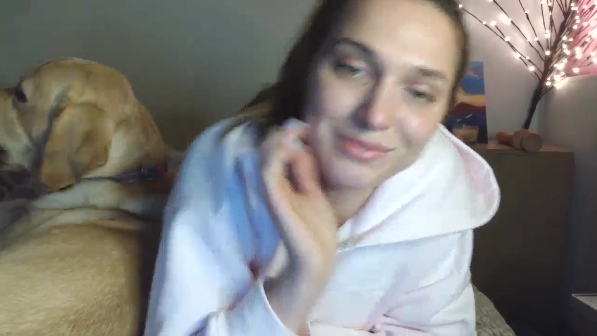 Gallery image thumbnail from HaleyReed's myfreecams stream on, 04/29/2026, 18:02 image 10 of 20