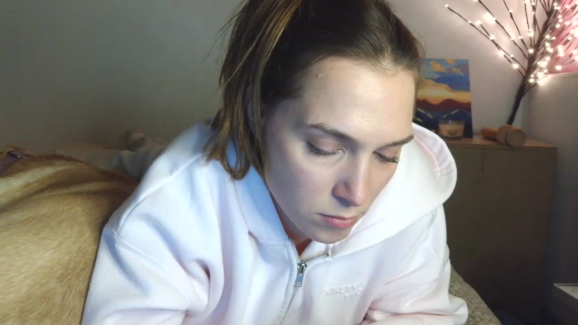 Gallery image thumbnail from HaleyReed's myfreecams stream on, 04/29/2026, 18:02 image 5 of 20