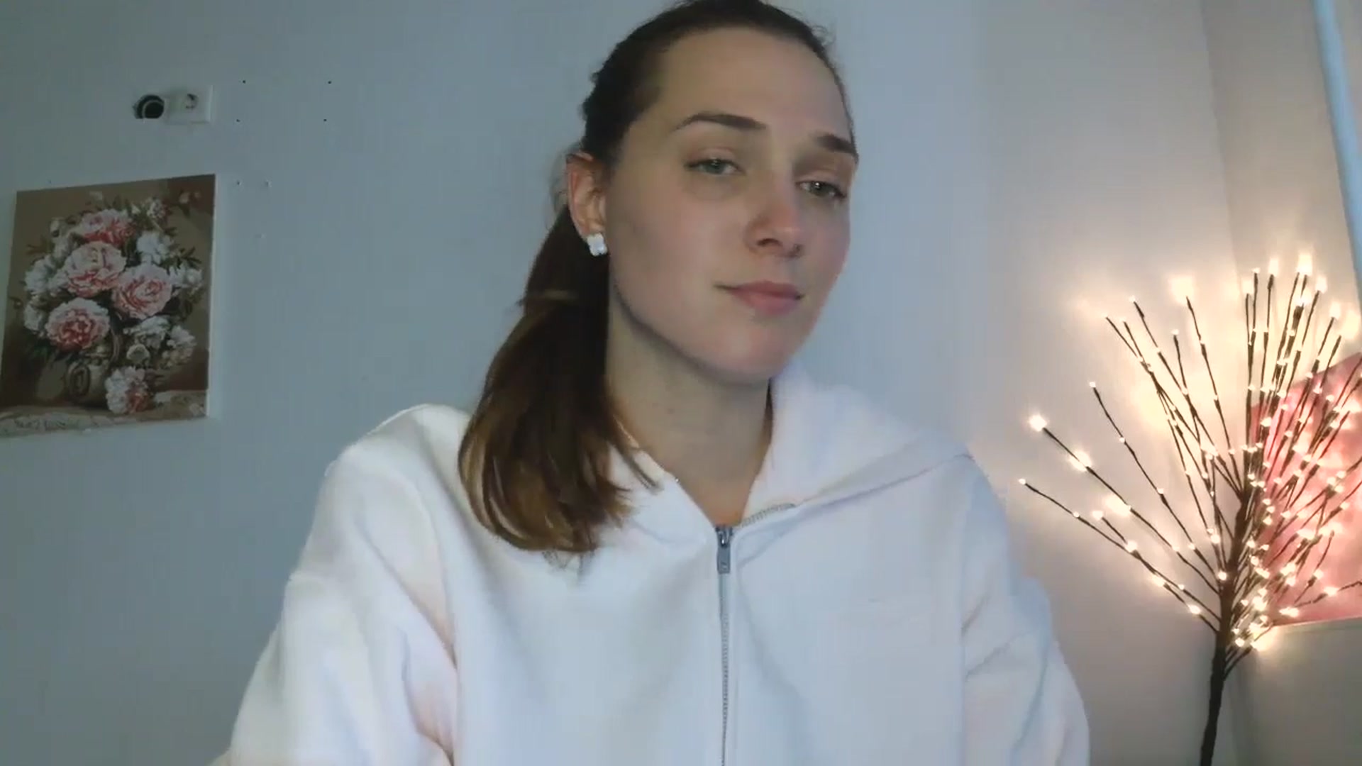 Gallery image thumbnail from HaleyReed's myfreecams stream on, 04/30/2026, 14:59 image 20 of 20