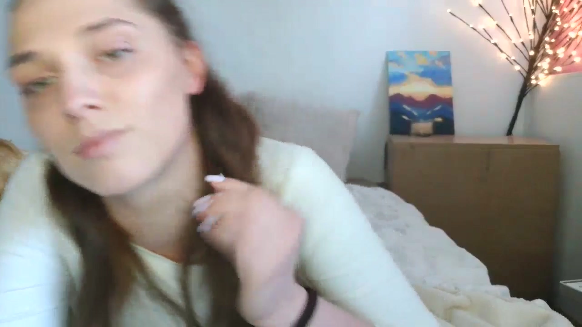 Gallery image thumbnail from HaleyReed's myfreecams stream on, 05/01/2026, 12:16 image 19 of 20