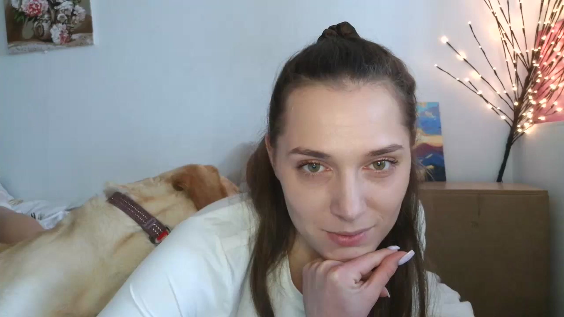 Gallery image thumbnail from HaleyReed's myfreecams stream on, 05/01/2026, 12:16 image 10 of 20