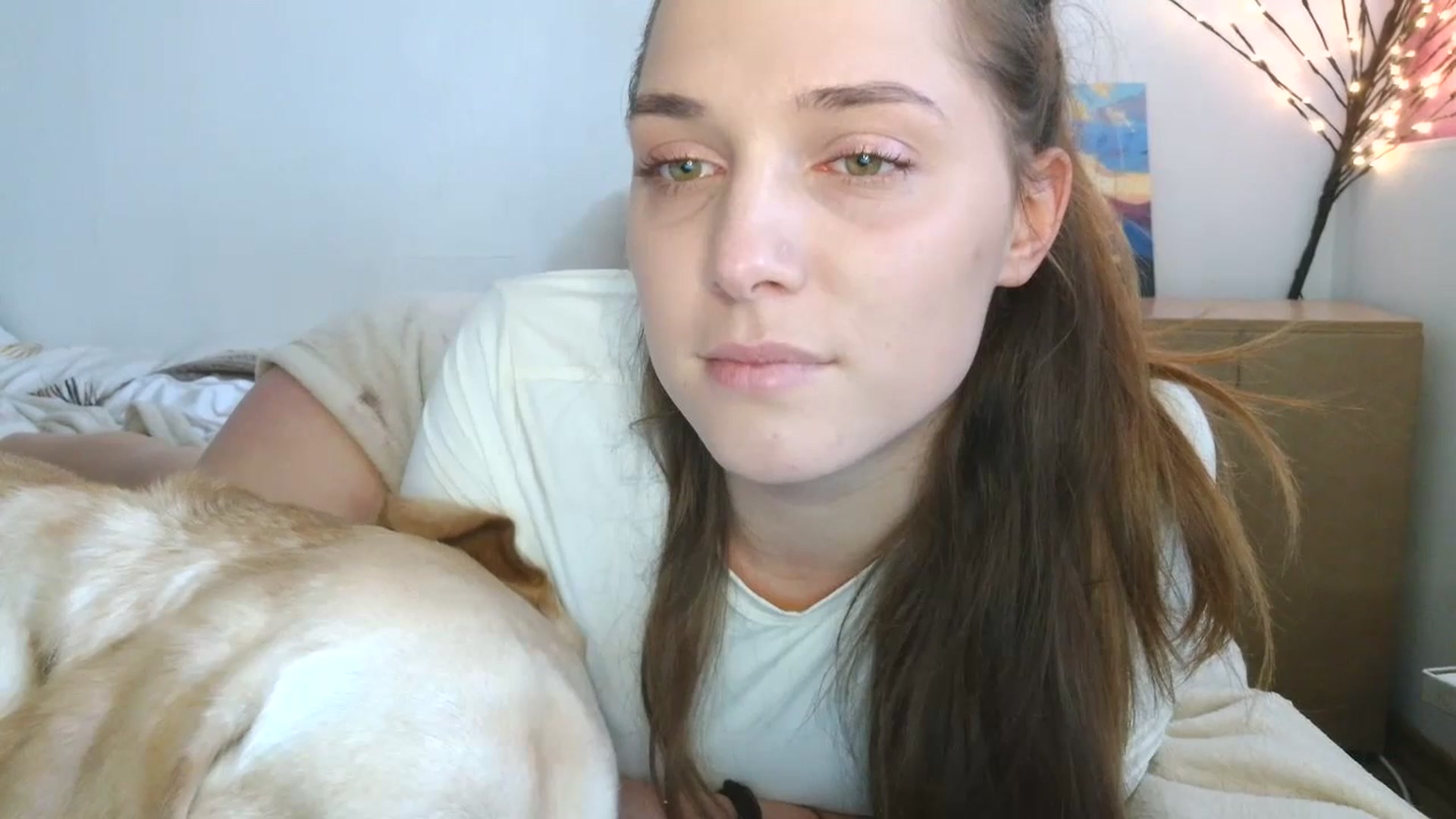 Gallery image thumbnail from HaleyReed's myfreecams stream on, 05/01/2026, 12:16 image 17 of 20