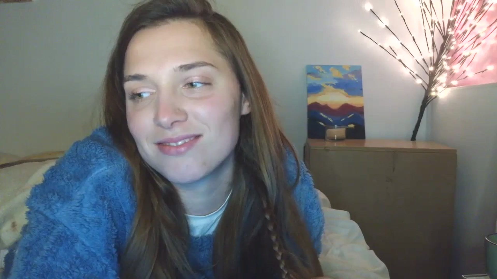 Gallery image thumbnail from HaleyReed's myfreecams stream on, 05/01/2026, 17:29 image 19 of 20