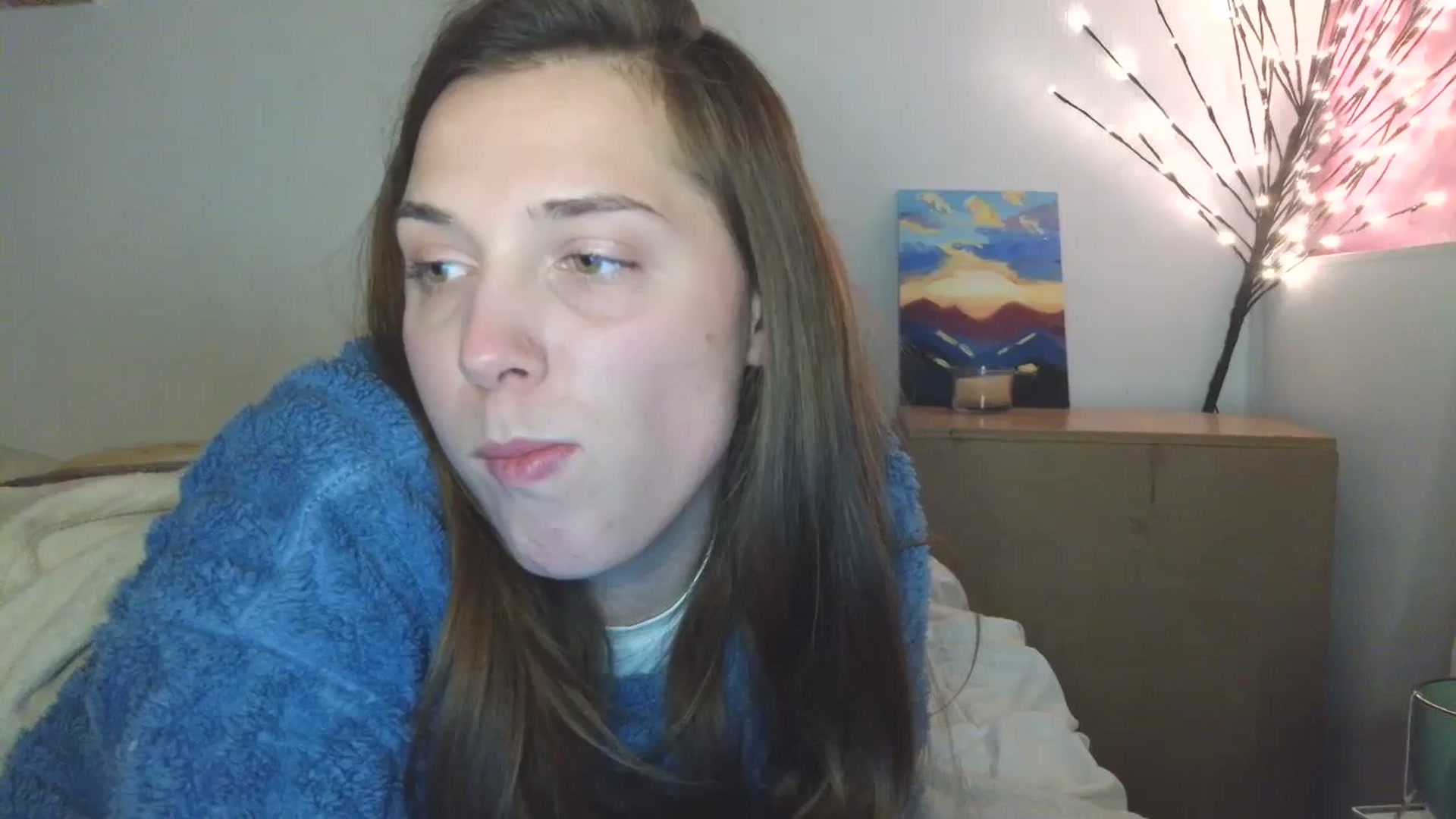 Gallery image thumbnail from HaleyReed's myfreecams stream on, 05/01/2026, 17:29 image 12 of 20
