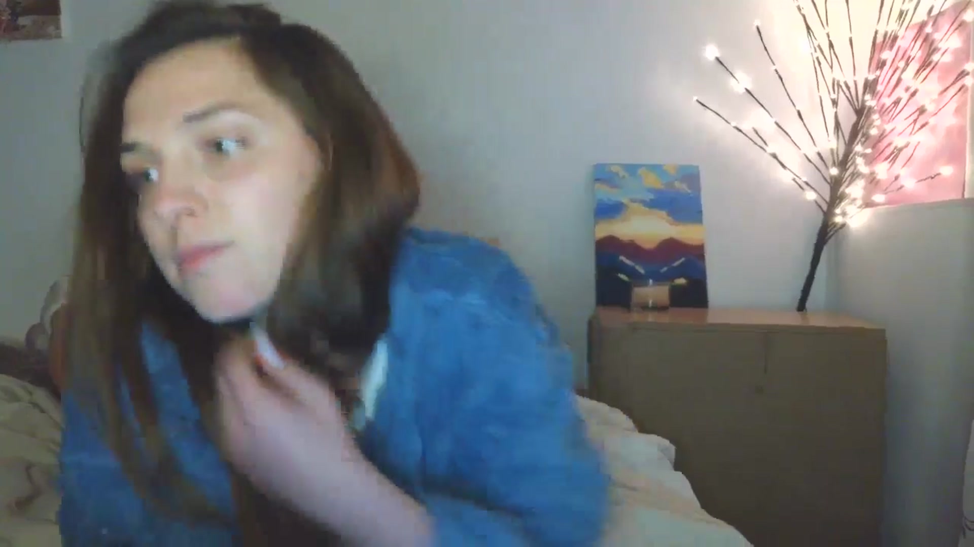 Gallery image thumbnail from HaleyReed's myfreecams stream on, 05/01/2026, 17:29 image 2 of 20