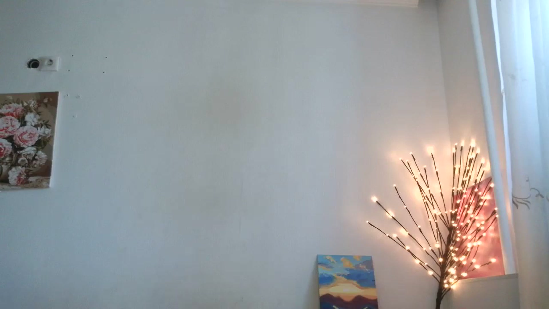 Gallery image thumbnail from HaleyReed's myfreecams stream on, 05/03/2026, 12:49 image 14 of 20