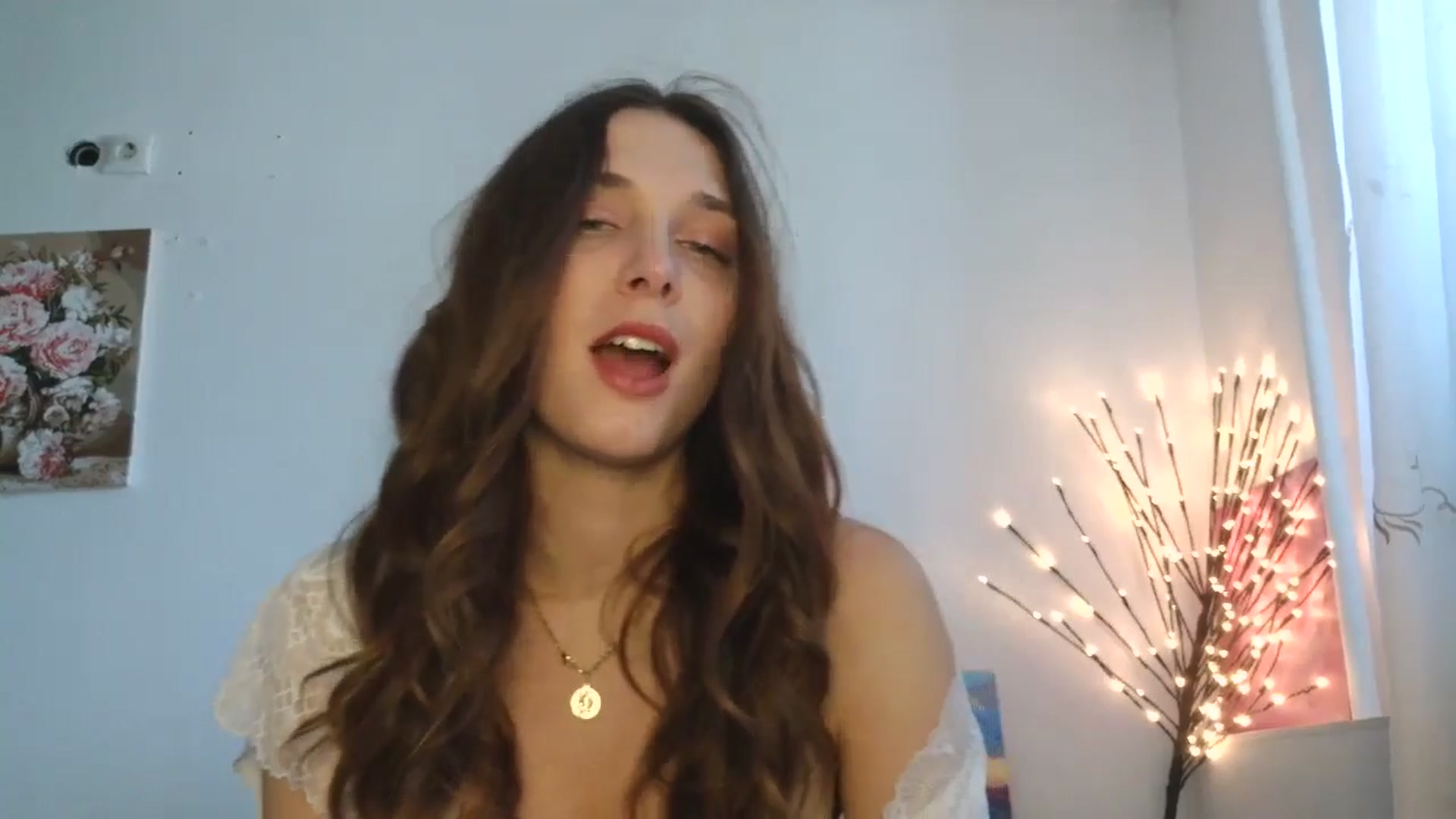Gallery image thumbnail from HaleyReed's myfreecams stream on, 05/03/2026, 12:49 image 13 of 20