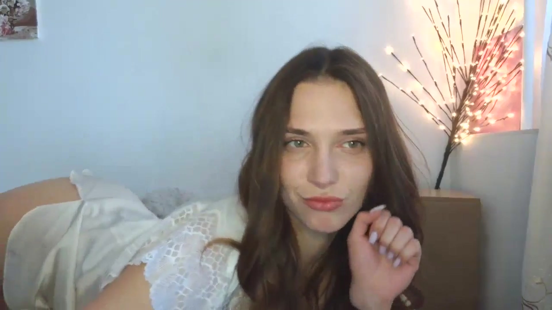 Gallery image thumbnail from HaleyReed's myfreecams stream on, 05/03/2026, 12:49 image 15 of 20