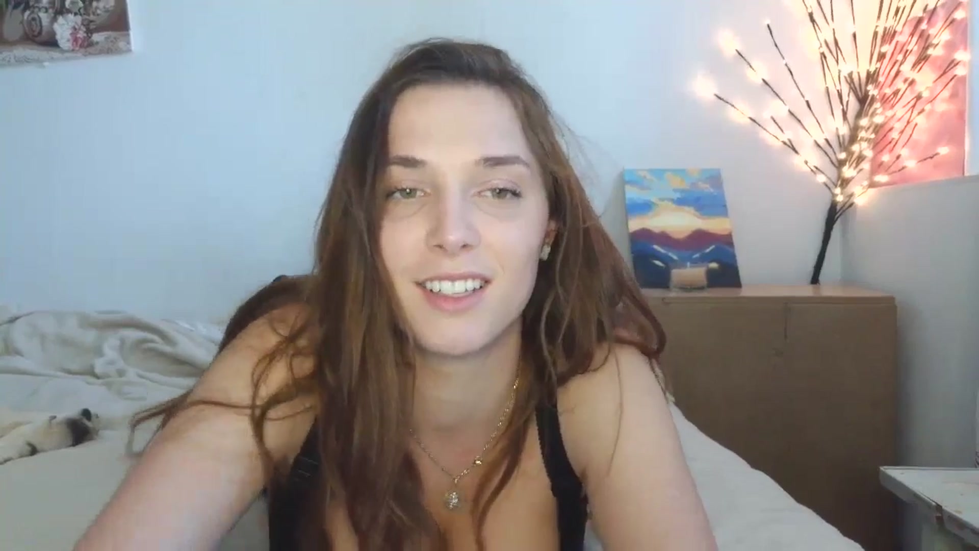Gallery image thumbnail from HaleyReed's myfreecams stream on, 05/04/2026, 12:16 image 15 of 20