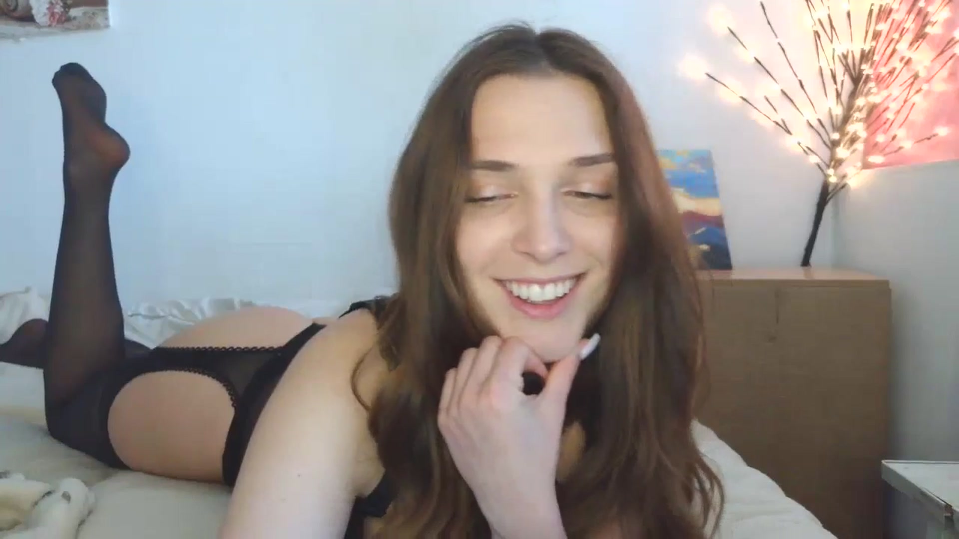 Gallery image thumbnail from HaleyReed's myfreecams stream on, 05/04/2026, 12:16 image 17 of 20