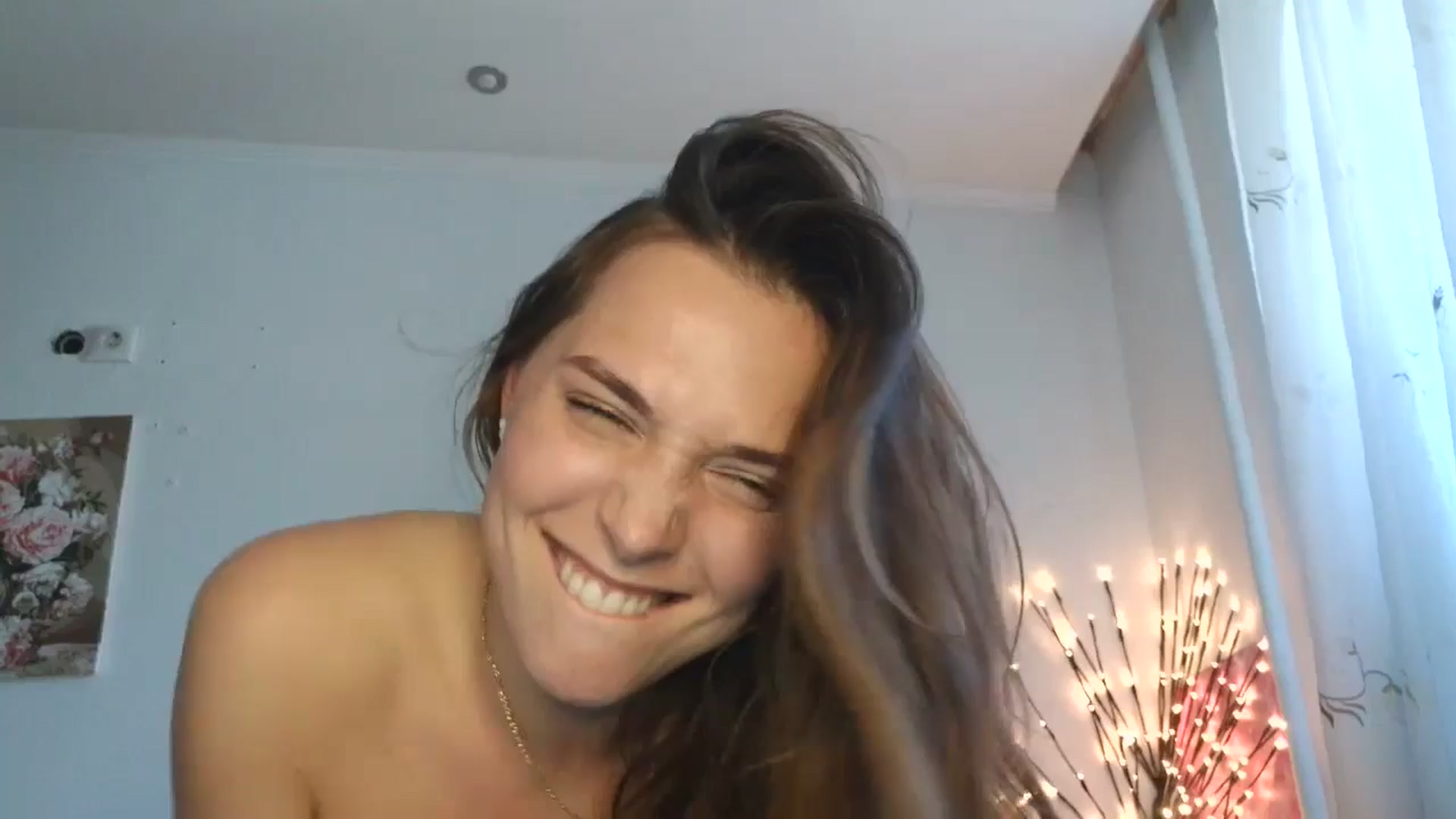 Gallery image thumbnail from HaleyReed's myfreecams stream on, 05/04/2026, 13:26 image 11 of 20