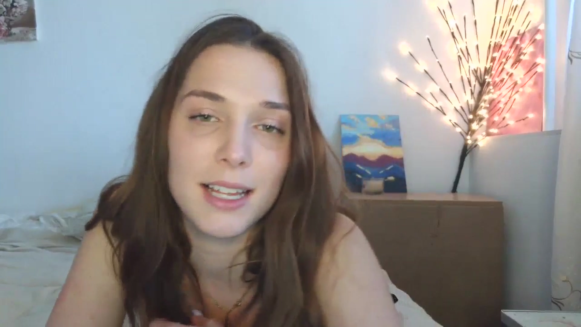 Gallery image thumbnail from HaleyReed's myfreecams stream on, 05/04/2026, 13:26 image 20 of 20