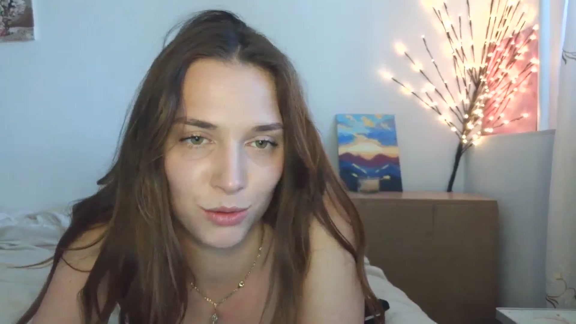 Gallery image thumbnail from HaleyReed's myfreecams stream on, 05/04/2026, 13:26 image 16 of 20