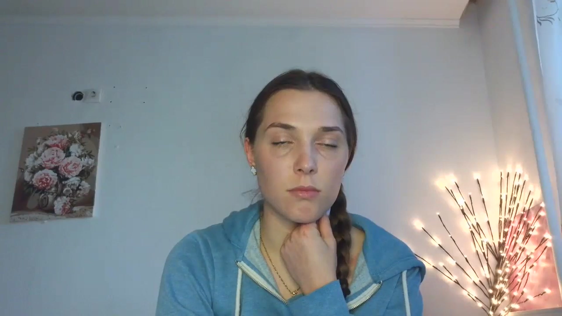 Gallery image thumbnail from HaleyReed's myfreecams stream on, 05/04/2026, 16:06 image 13 of 20