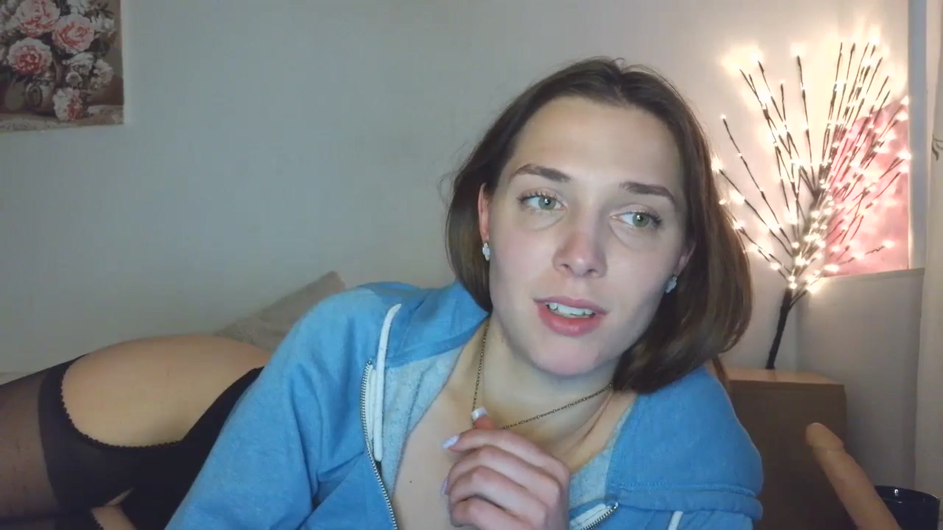 Gallery image thumbnail from HaleyReed's myfreecams stream on, 05/04/2026, 17:03 image 17 of 20