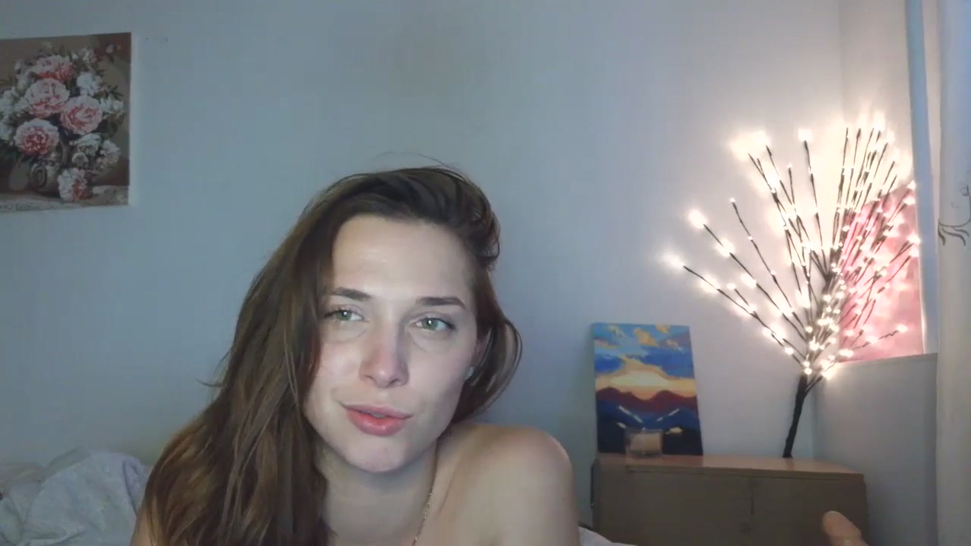 Gallery image thumbnail from HaleyReed's myfreecams stream on, 05/04/2026, 17:03 image 11 of 20