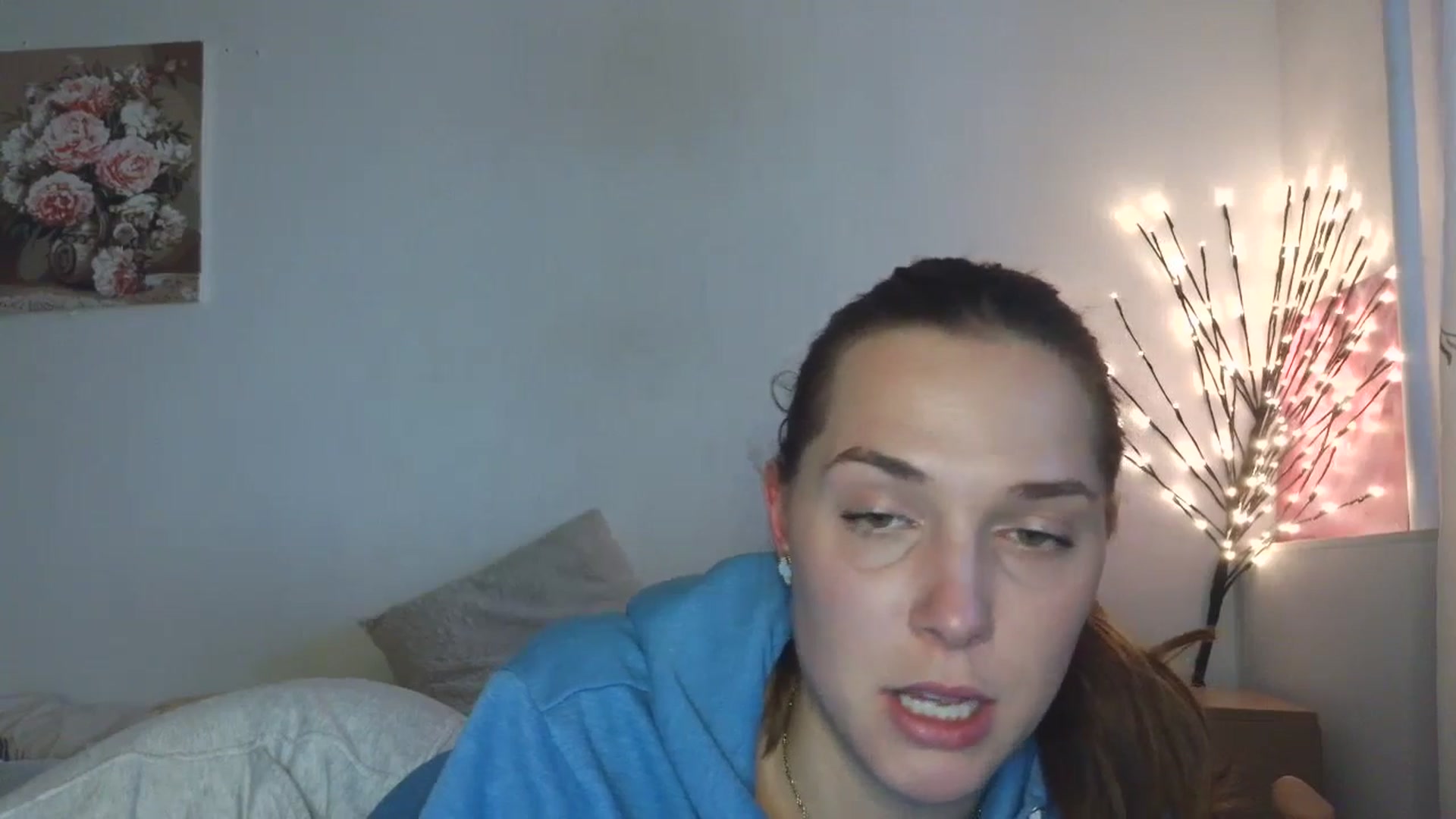 Gallery image thumbnail from HaleyReed's myfreecams stream on, 05/04/2026, 17:03 image 6 of 20