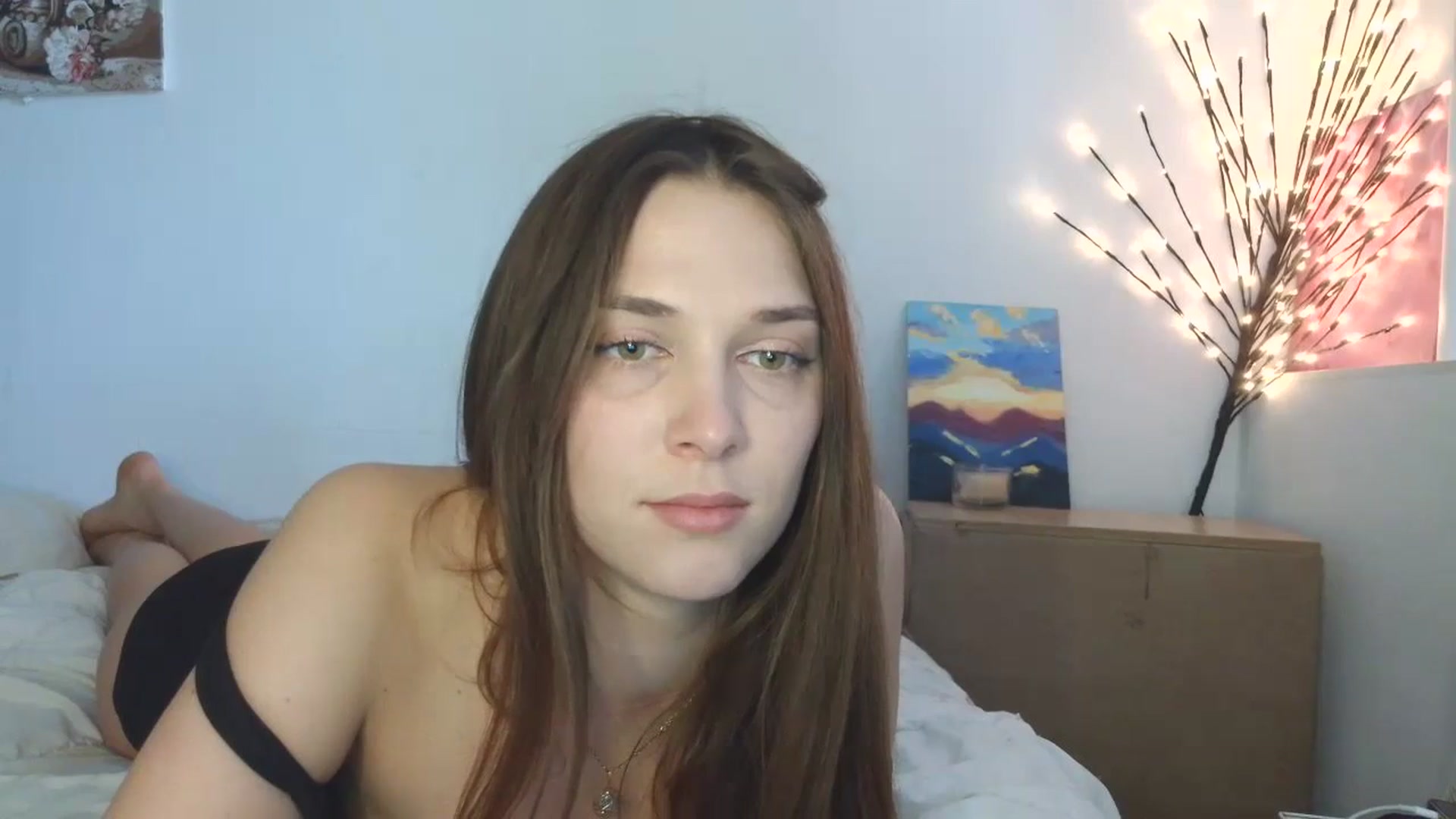 Gallery image thumbnail from HaleyReed's myfreecams stream on, 05/06/2026, 10:56 image 20 of 20