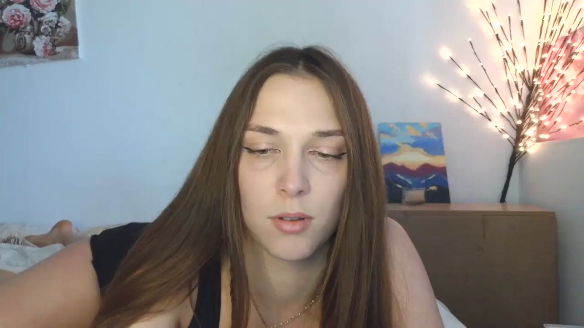 Gallery image thumbnail from HaleyReed's myfreecams stream on, 05/06/2026, 10:56 image 1 of 20