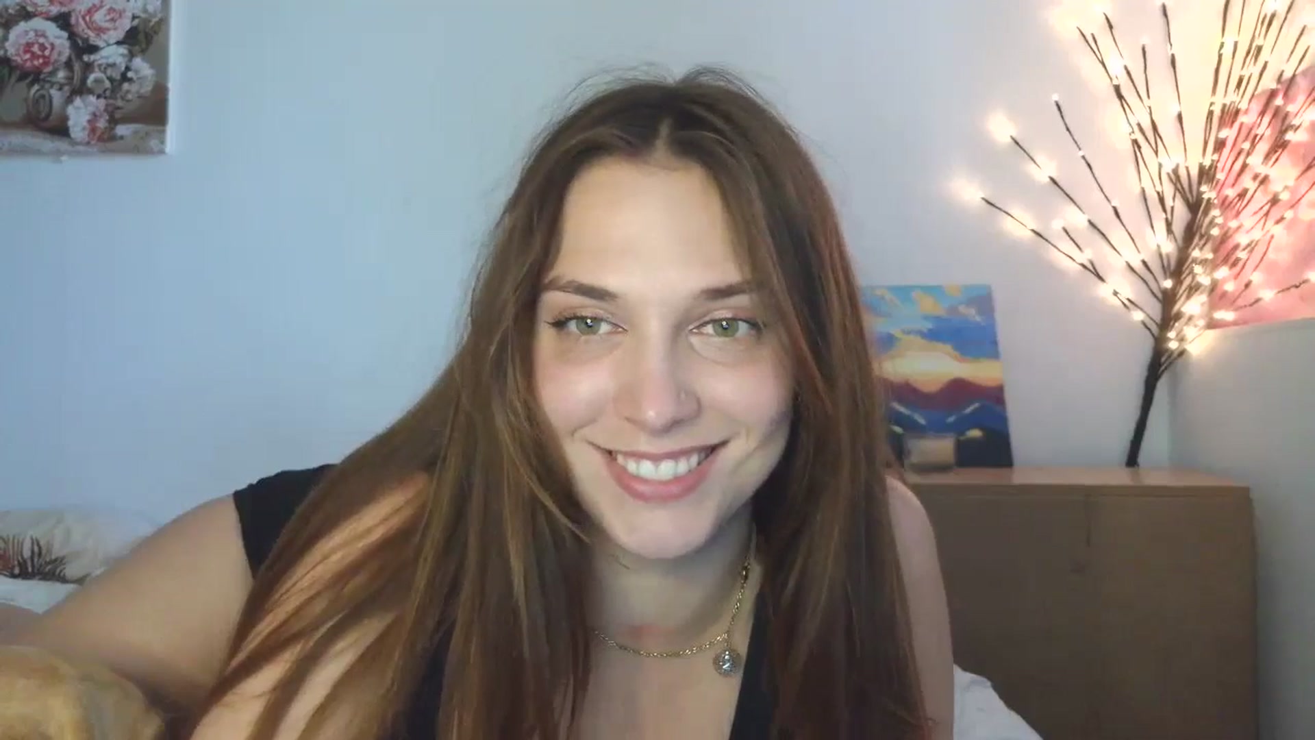 Gallery image thumbnail from HaleyReed's myfreecams stream on, 05/06/2026, 11:51 image 6 of 20