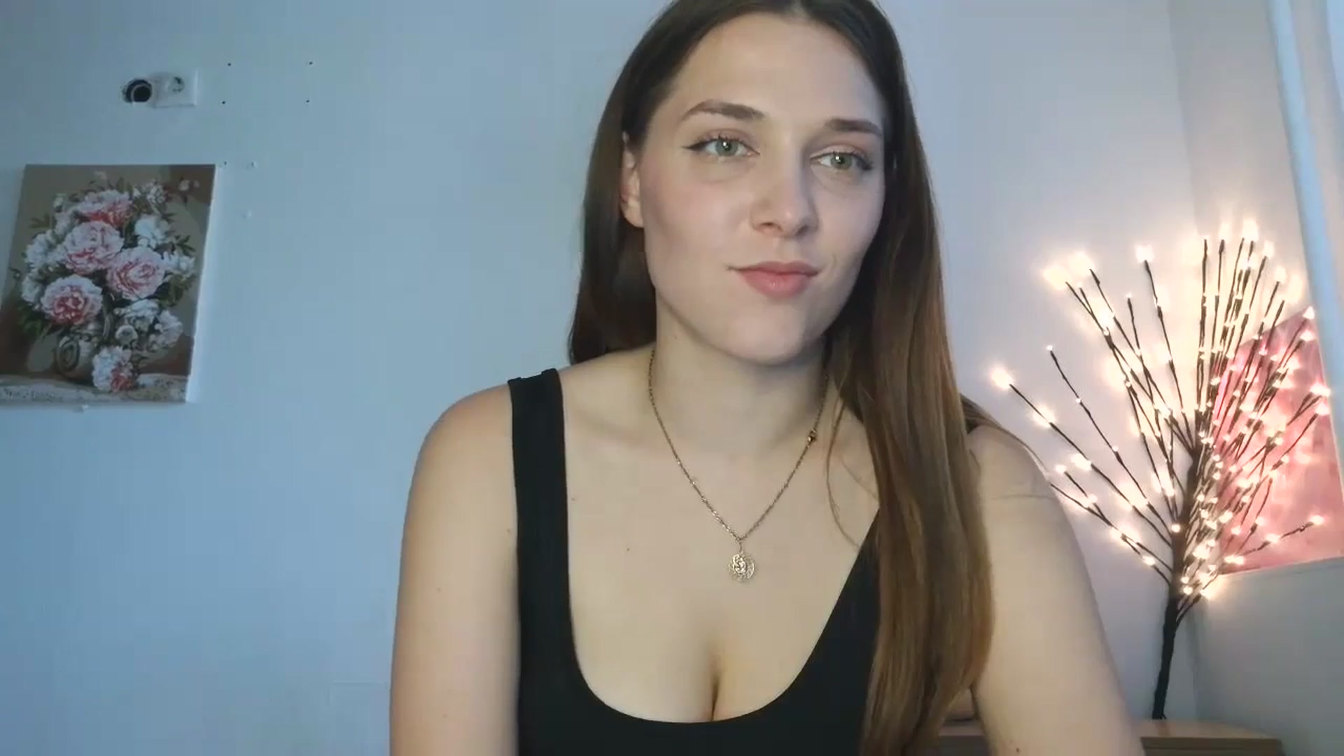 Gallery image thumbnail from HaleyReed's myfreecams stream on, 05/06/2026, 11:51 image 13 of 20