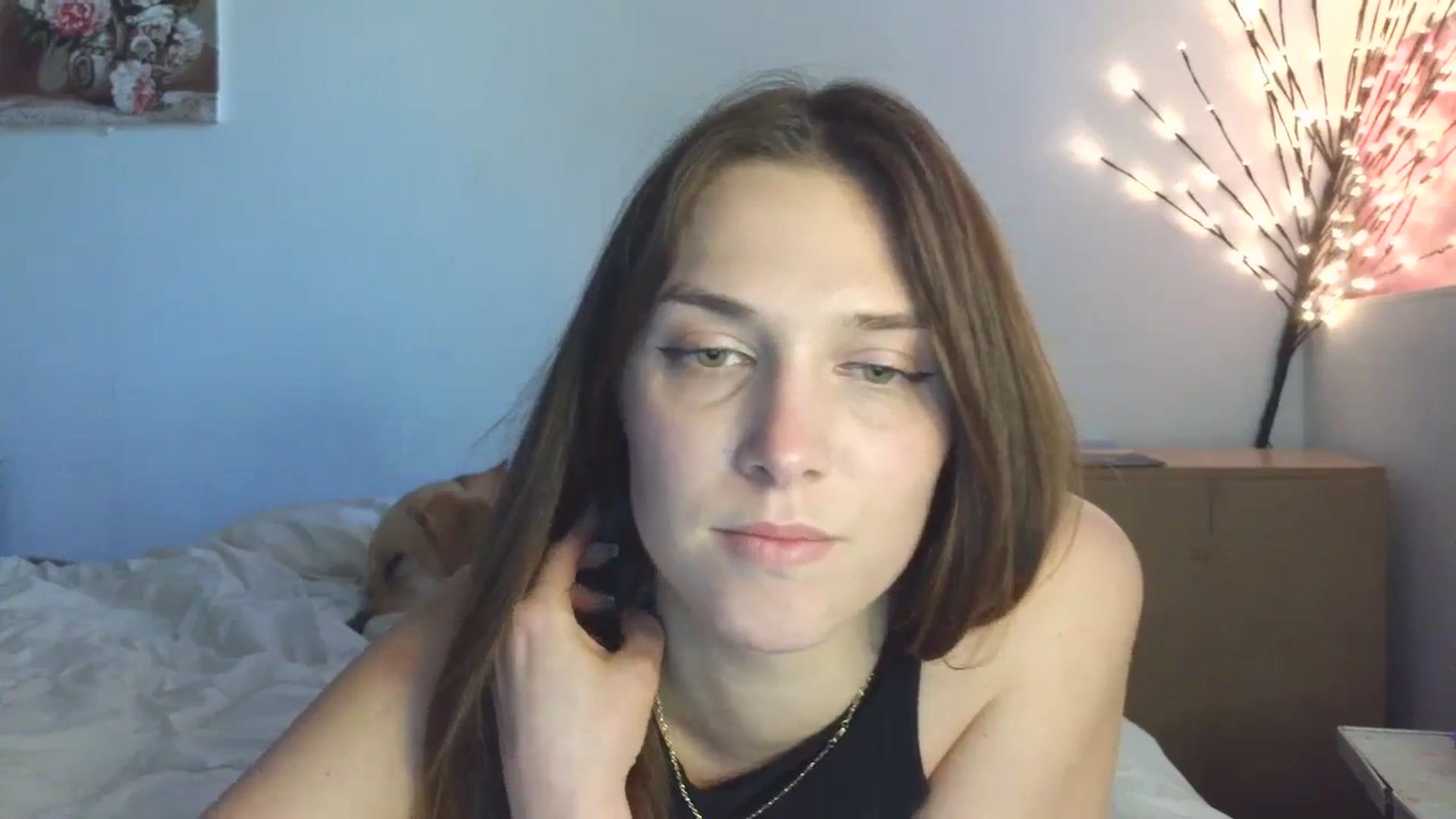 Gallery image thumbnail from HaleyReed's myfreecams stream on, 05/06/2026, 15:40 image 2 of 20