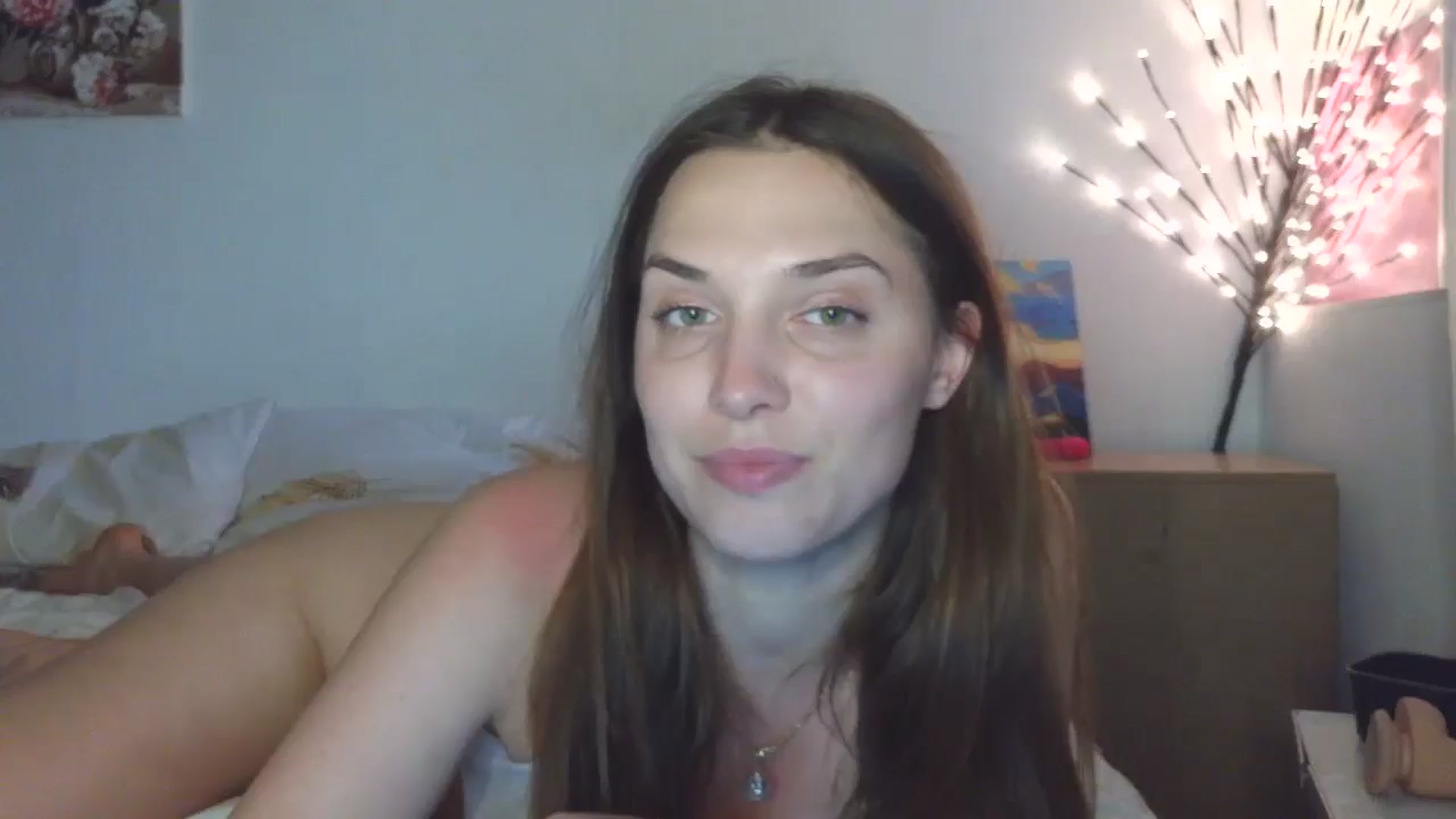 Gallery image thumbnail from HaleyReed's myfreecams stream on, 05/07/2026, 16:57 image 14 of 20