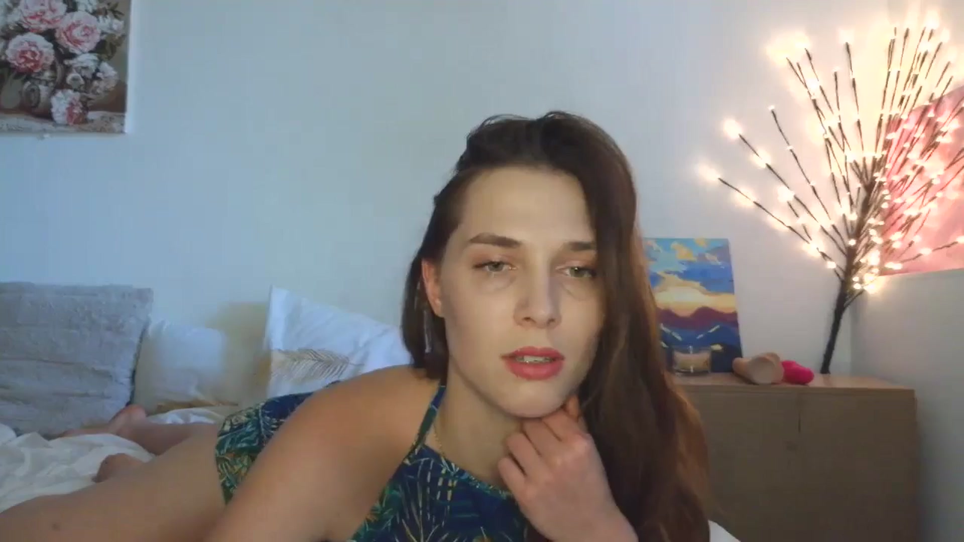 Gallery image thumbnail from HaleyReed's myfreecams stream on, 05/08/2026, 12:54 image 8 of 20
