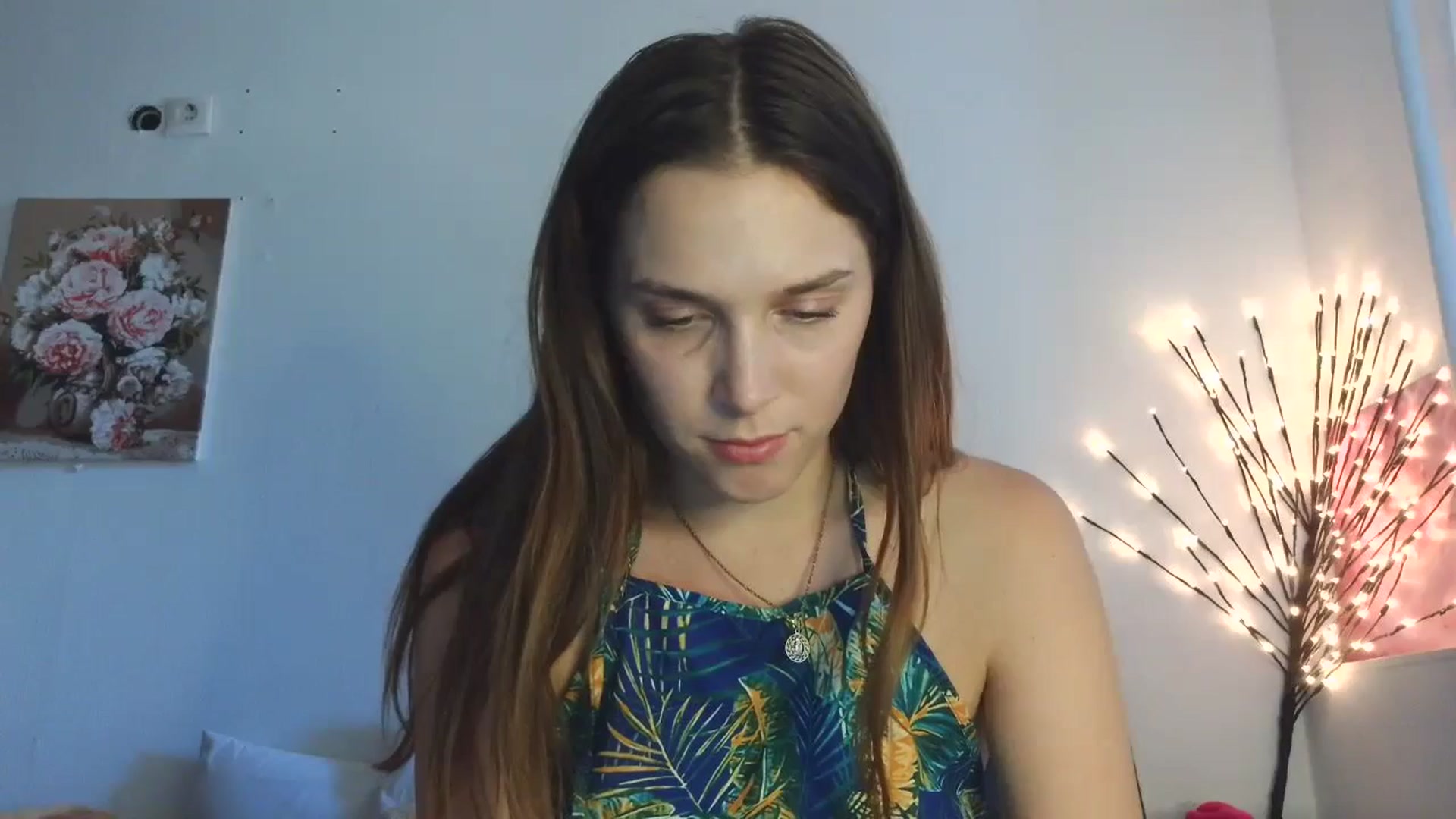 Gallery image thumbnail from HaleyReed's myfreecams stream on, 05/08/2026, 13:52 image 14 of 20