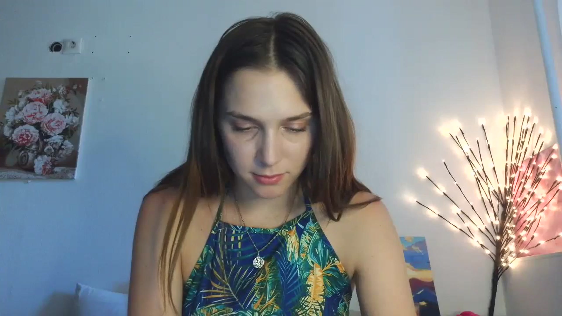 Gallery image thumbnail from HaleyReed's myfreecams stream on, 05/08/2026, 13:52 image 17 of 20