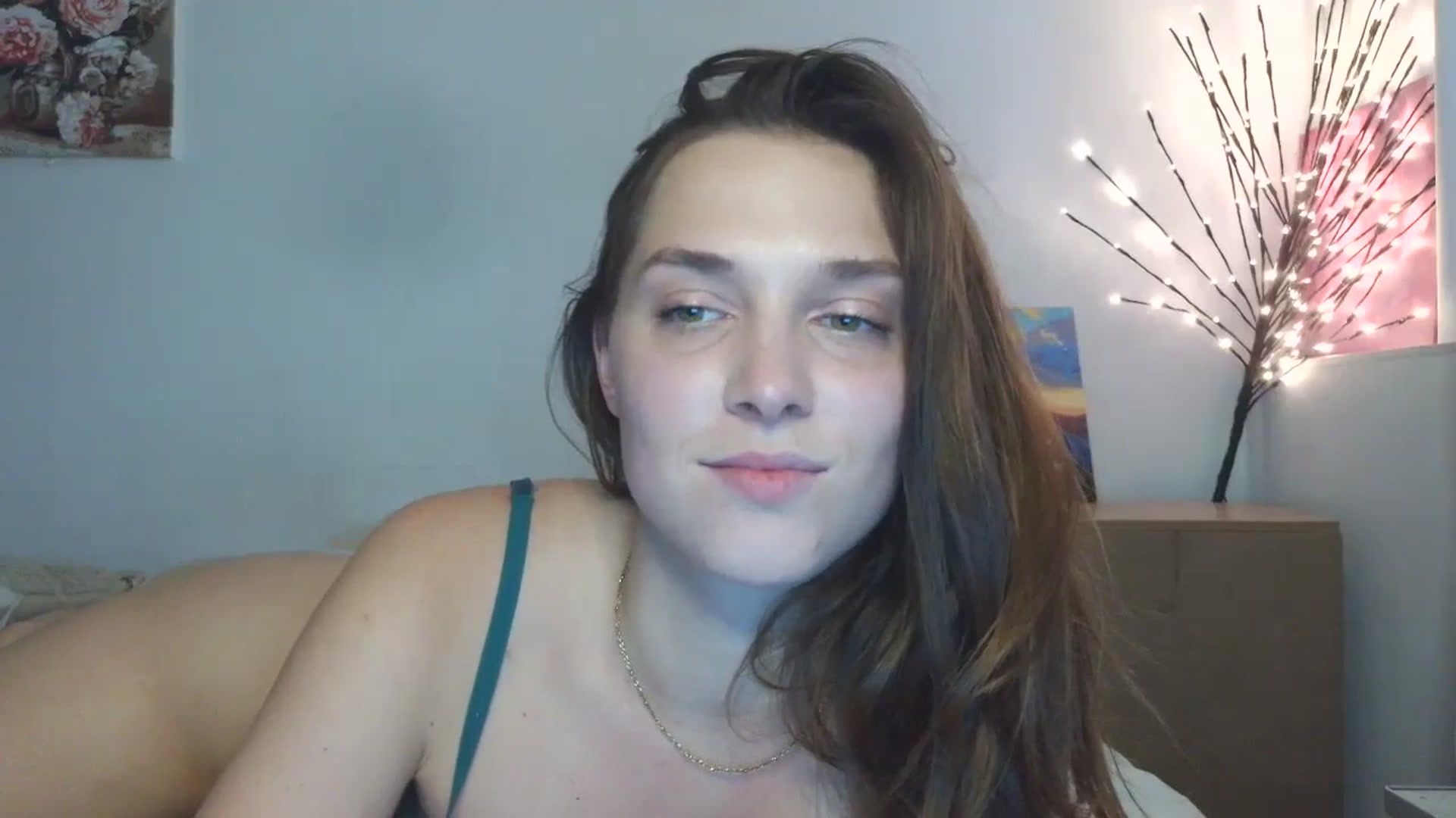 Gallery image thumbnail from HaleyReed's myfreecams stream on, 05/11/2026, 15:29 image 5 of 20