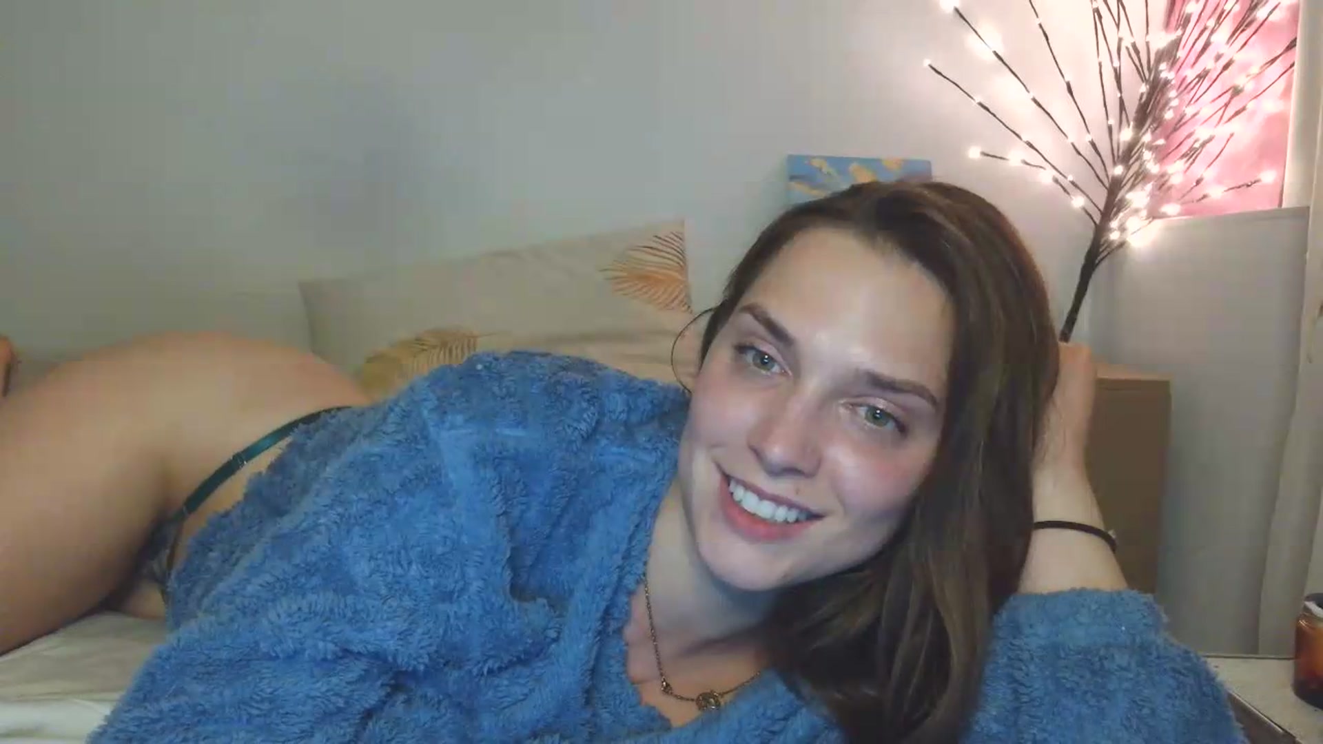 Gallery image thumbnail from HaleyReed's myfreecams stream on, 05/11/2026, 18:19 image 20 of 20