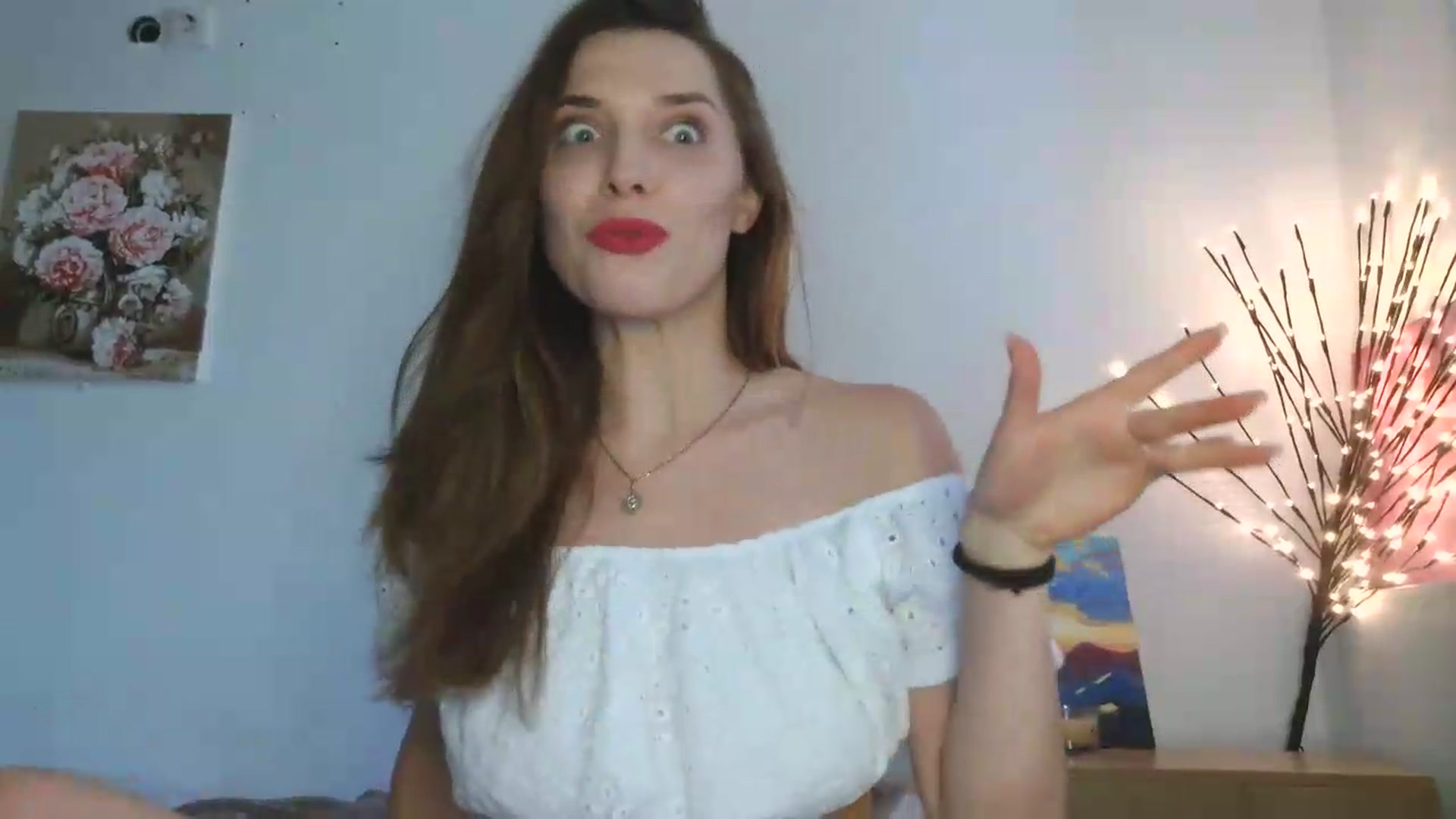Gallery image thumbnail from HaleyReed's myfreecams stream on, 05/13/2026, 14:05 image 11 of 20
