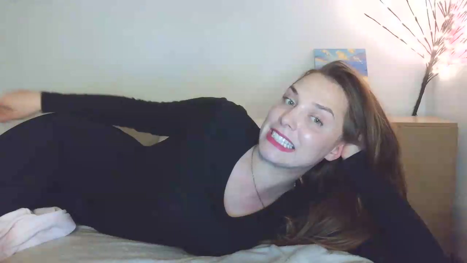Gallery image thumbnail from HaleyReed's myfreecams stream on, 05/13/2026, 18:52 image 19 of 20
