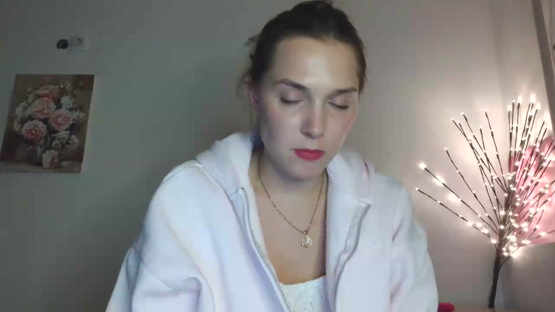 Gallery image thumbnail from HaleyReed's myfreecams stream on, 05/13/2026, 18:52 image 5 of 20